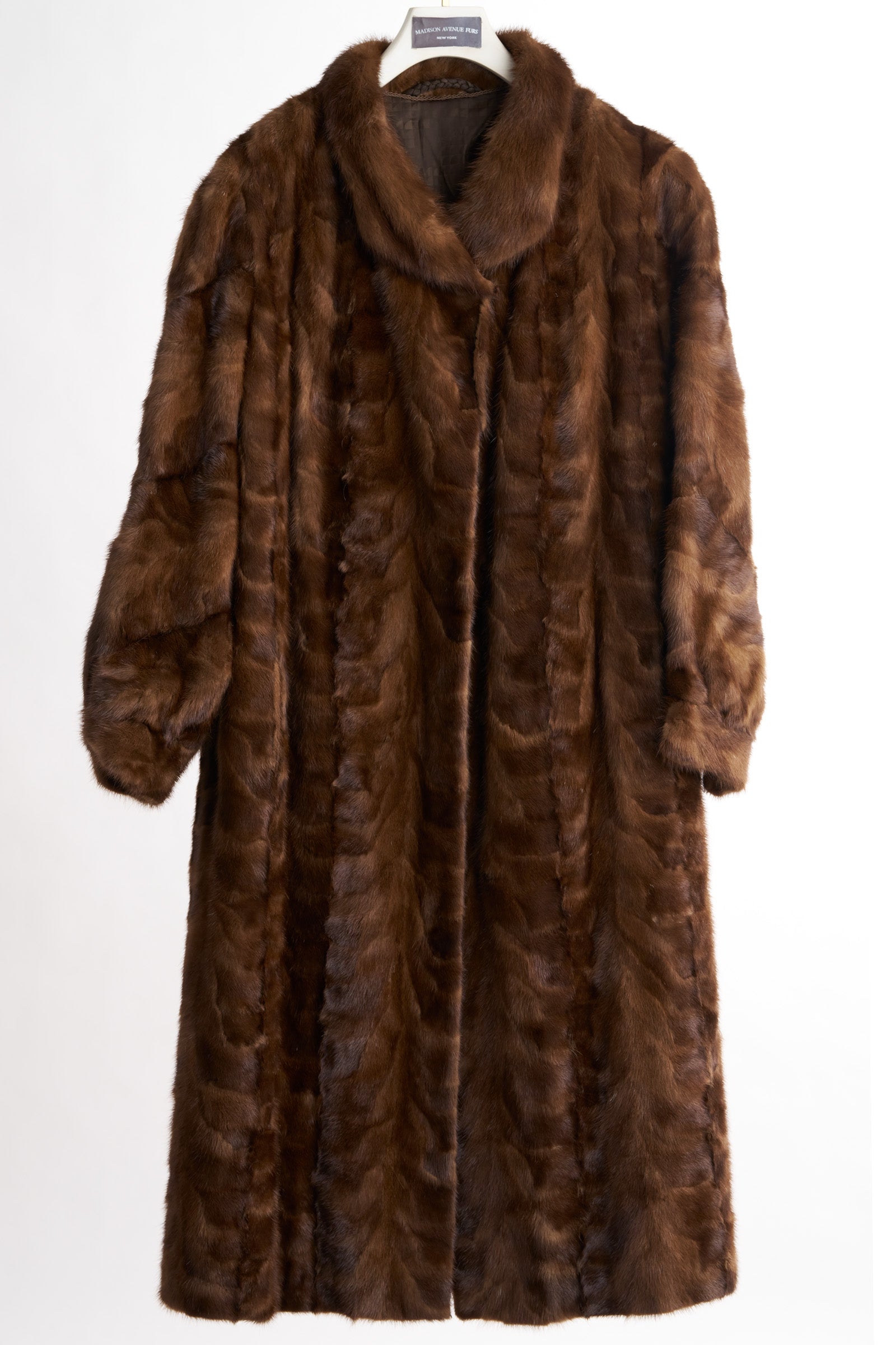 PRE-OWNED DEMI BUFF MINK SECTION COAT W/WING COLLAR & BAND CUFF