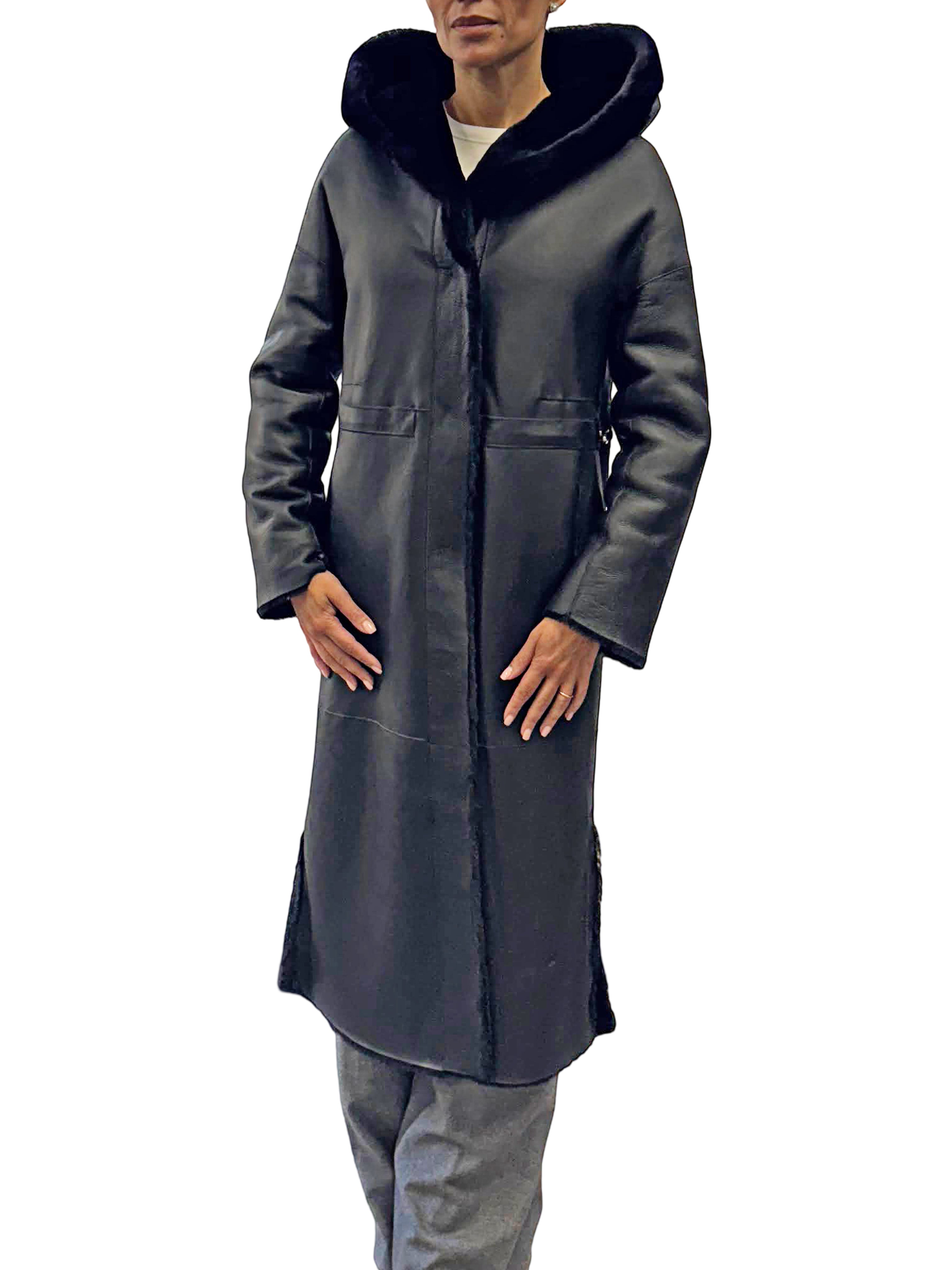 NERO DYED SHEARLING REVERSIBLE COAT W/HOOD