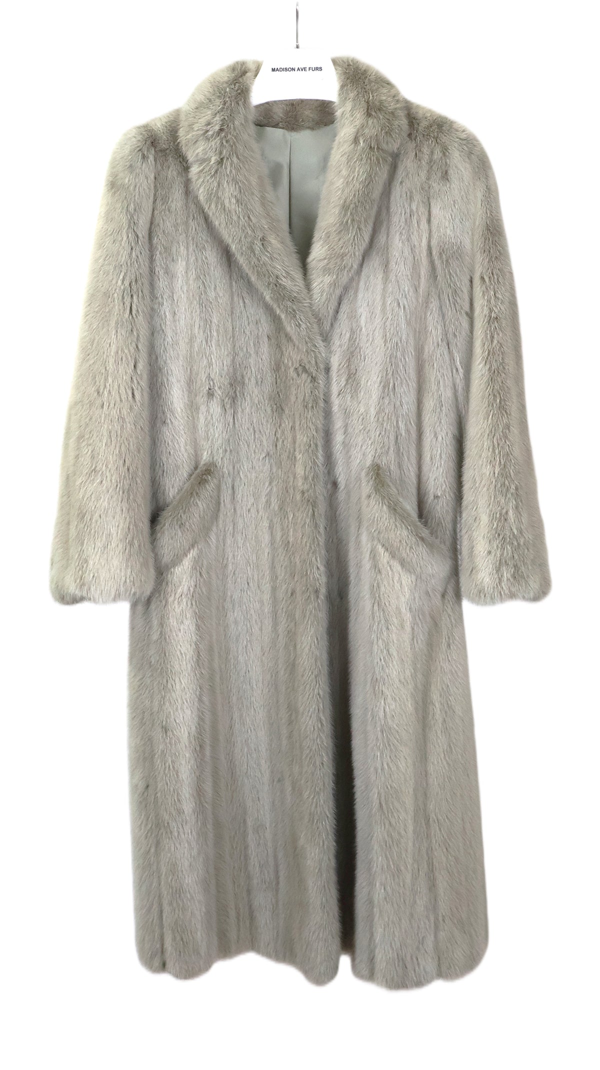 PRE-OWNED MINT DYED MINK 7/8 COAT W/ NOTCH COLLAR & BACK VENT