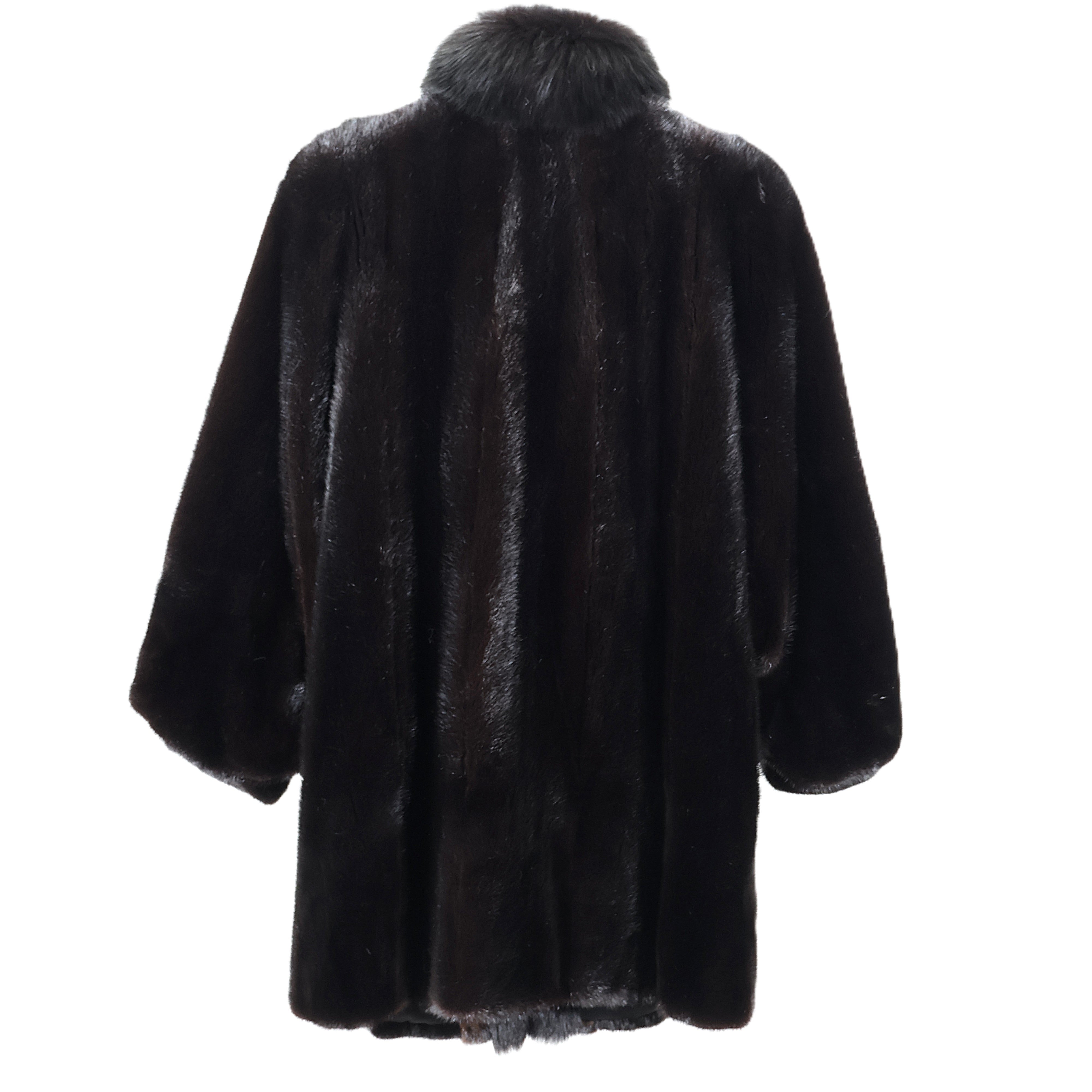 PRE-OWNED BLACK DYED HAIR UP MINK STROLLER W/ BLACK DYED FOX TUXEDO FRONT & MINK BRACELET CUFFS