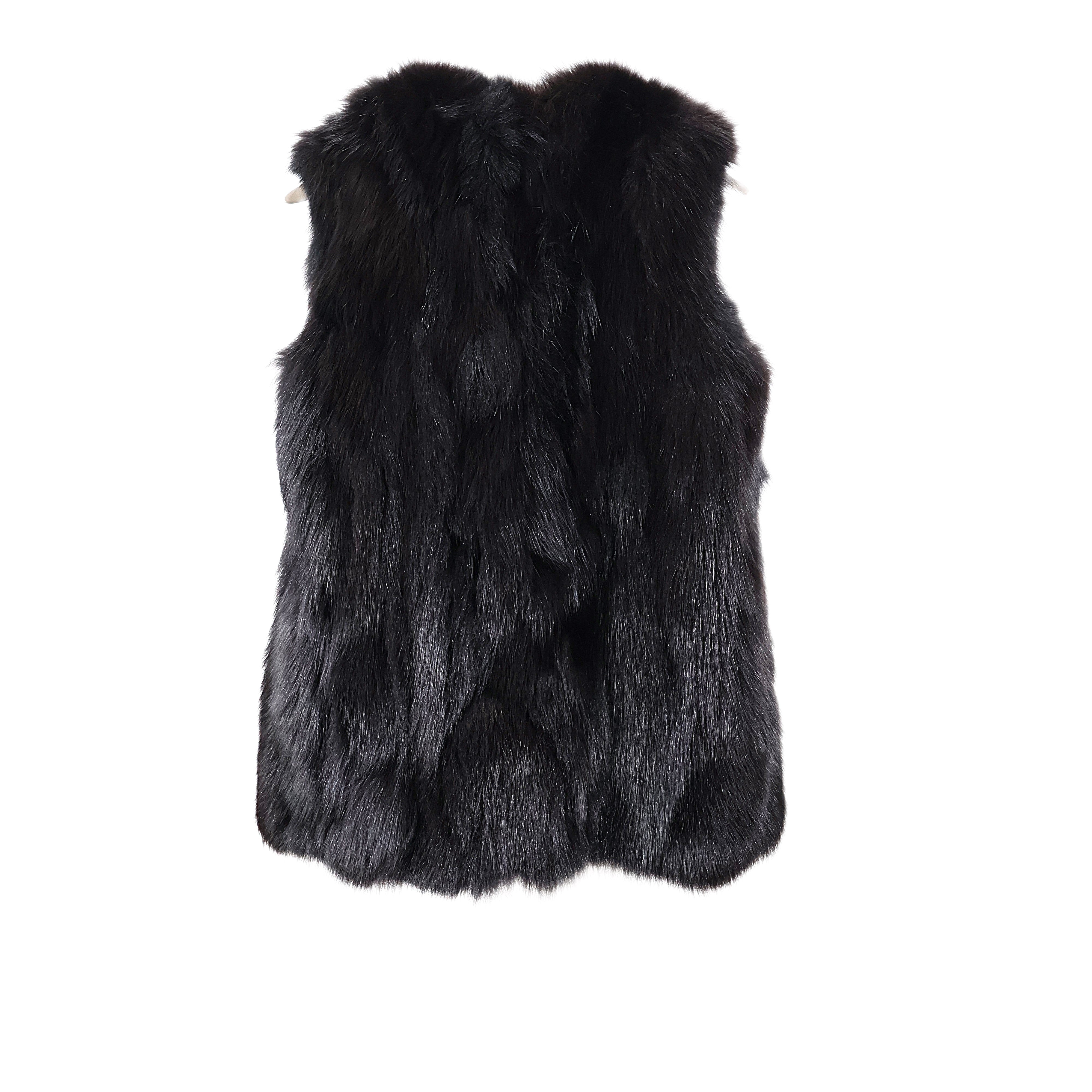 PRE-OWNED BLACK DYED COLLARLESS FOX VEST