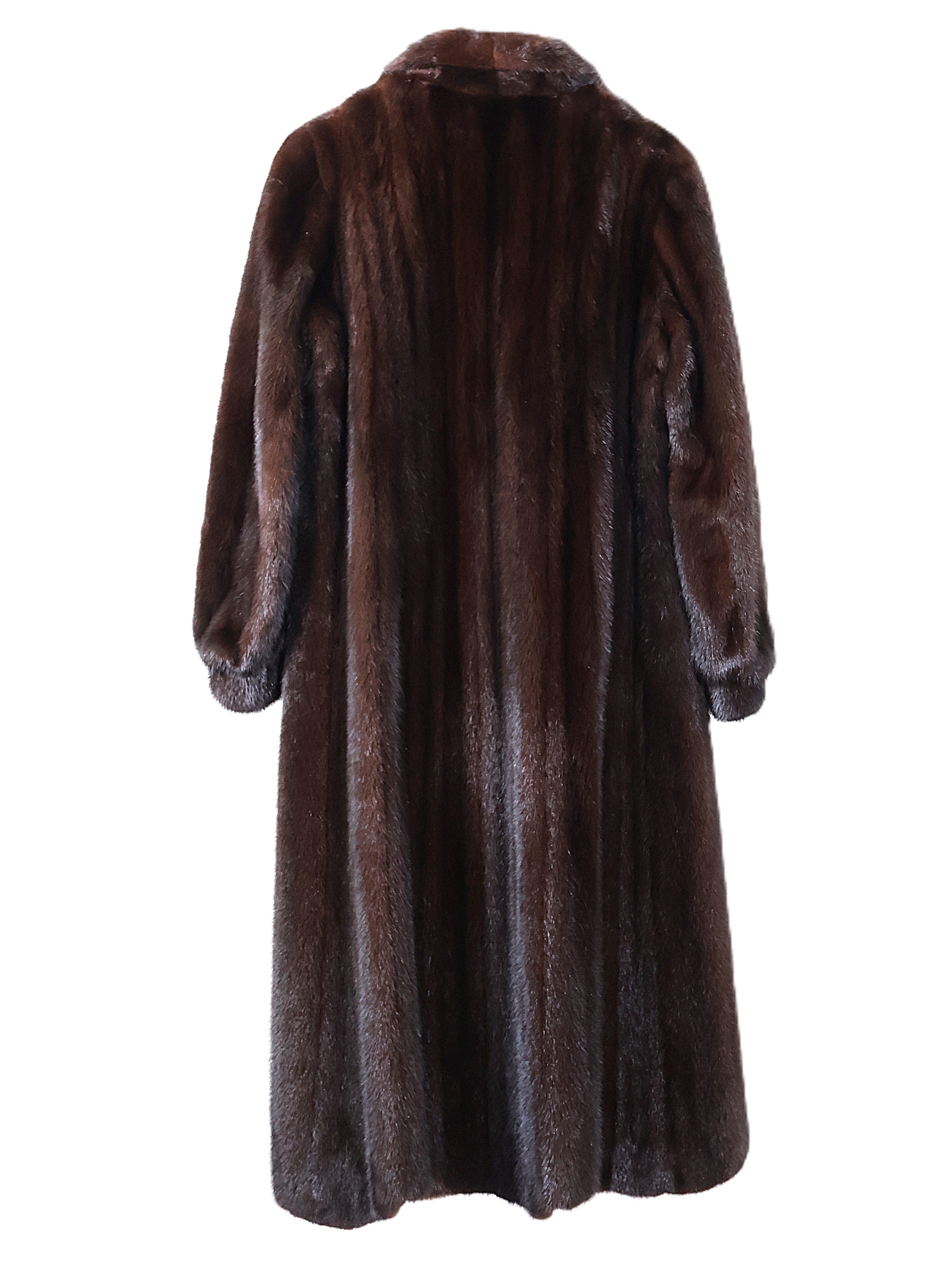 PRE-OWNED MAHOGANY MINK COAT W/ YOLK BACK, WING COLLAR COLLAR & STRAIGHT SLEEVE