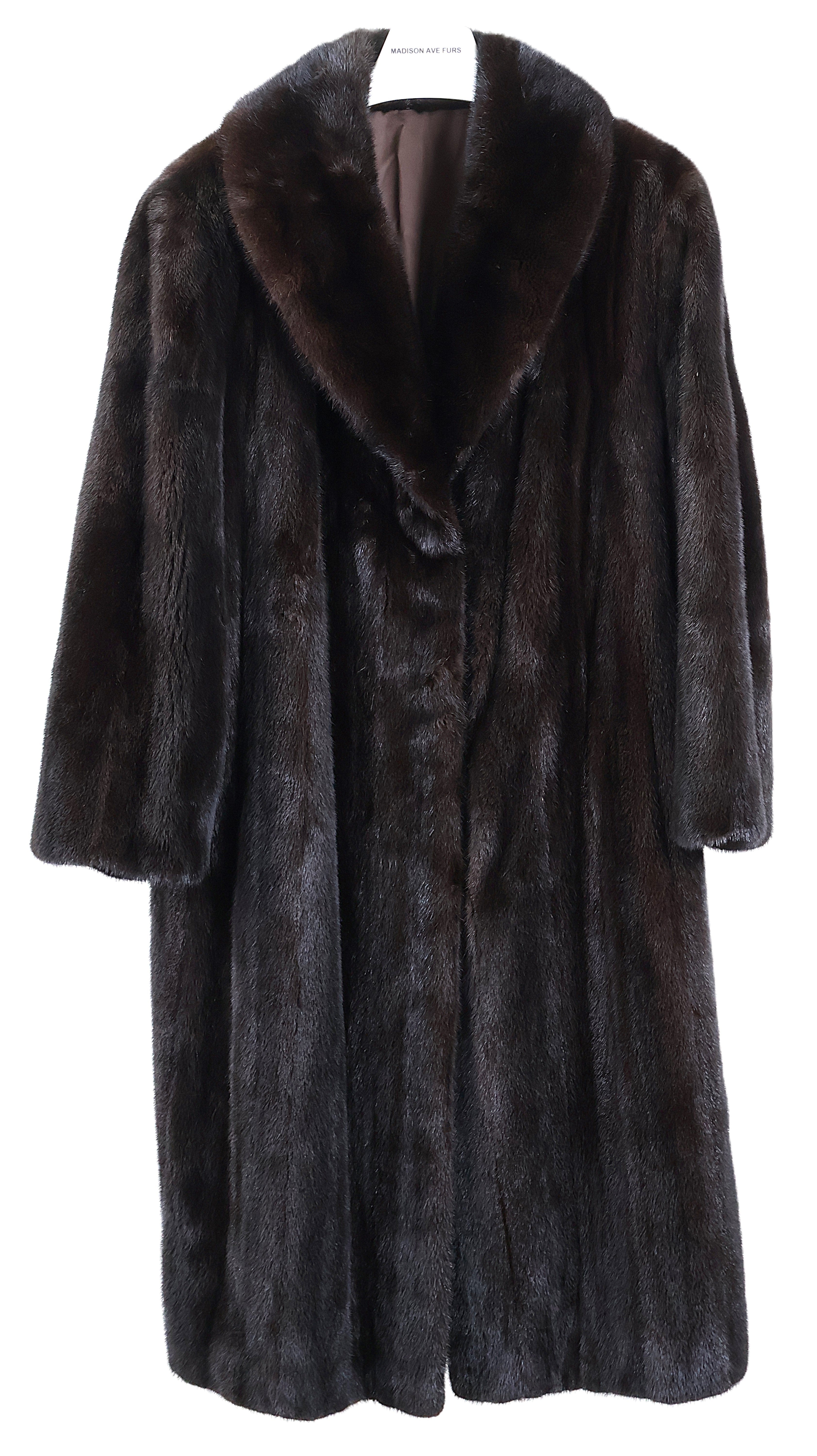 PRE-OWNED RANCH MINK COAT W/ SHAWL COLLAR & STRAIGHT SLEEVES