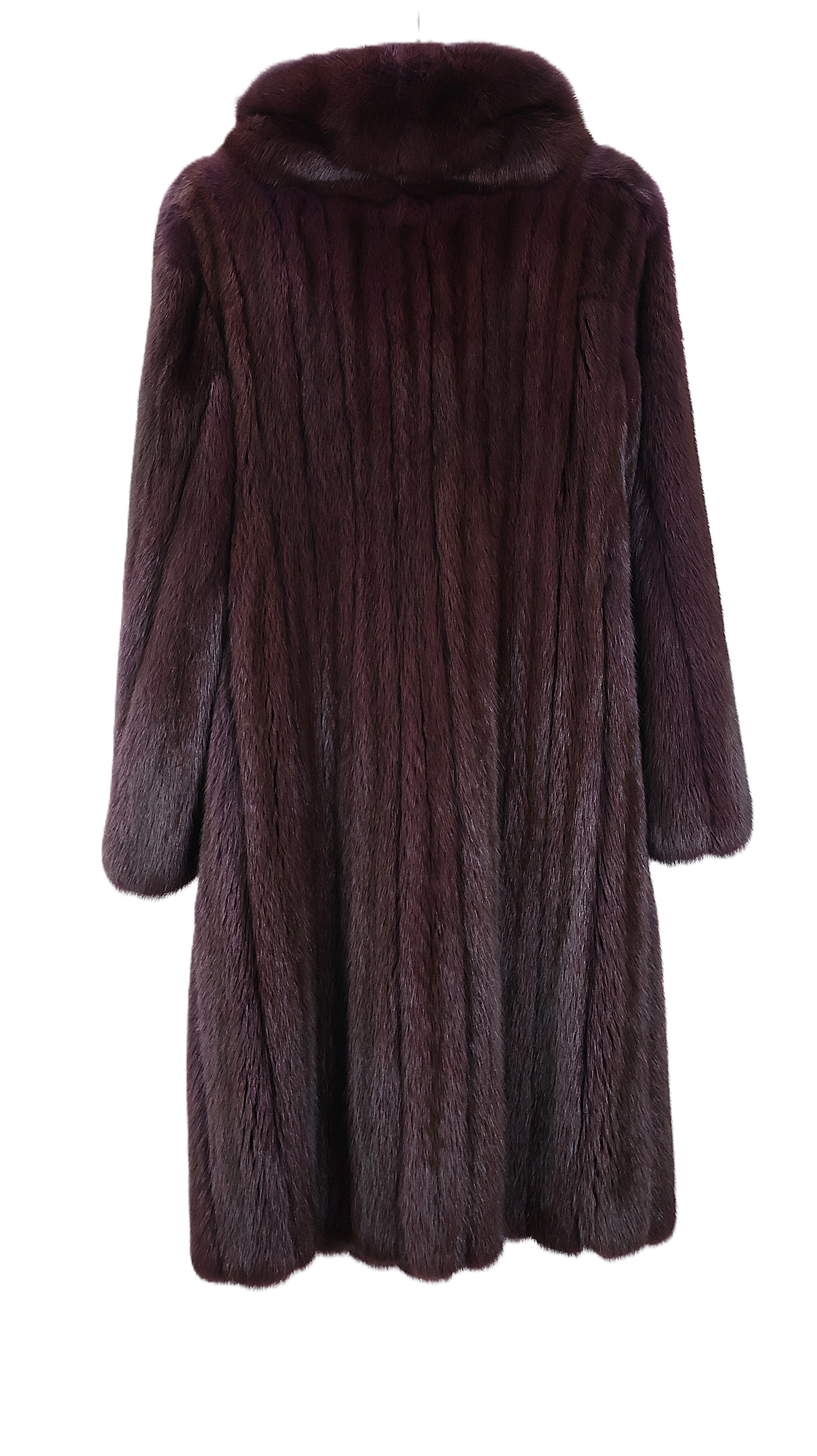 PRE-OWNED OSCAR DE LA RENTA PLUM DYED RUSSIAN SABLE 7/8 COAT W/ WING COLLAR, STRAIGHT SLEEVES & KNIT LINING