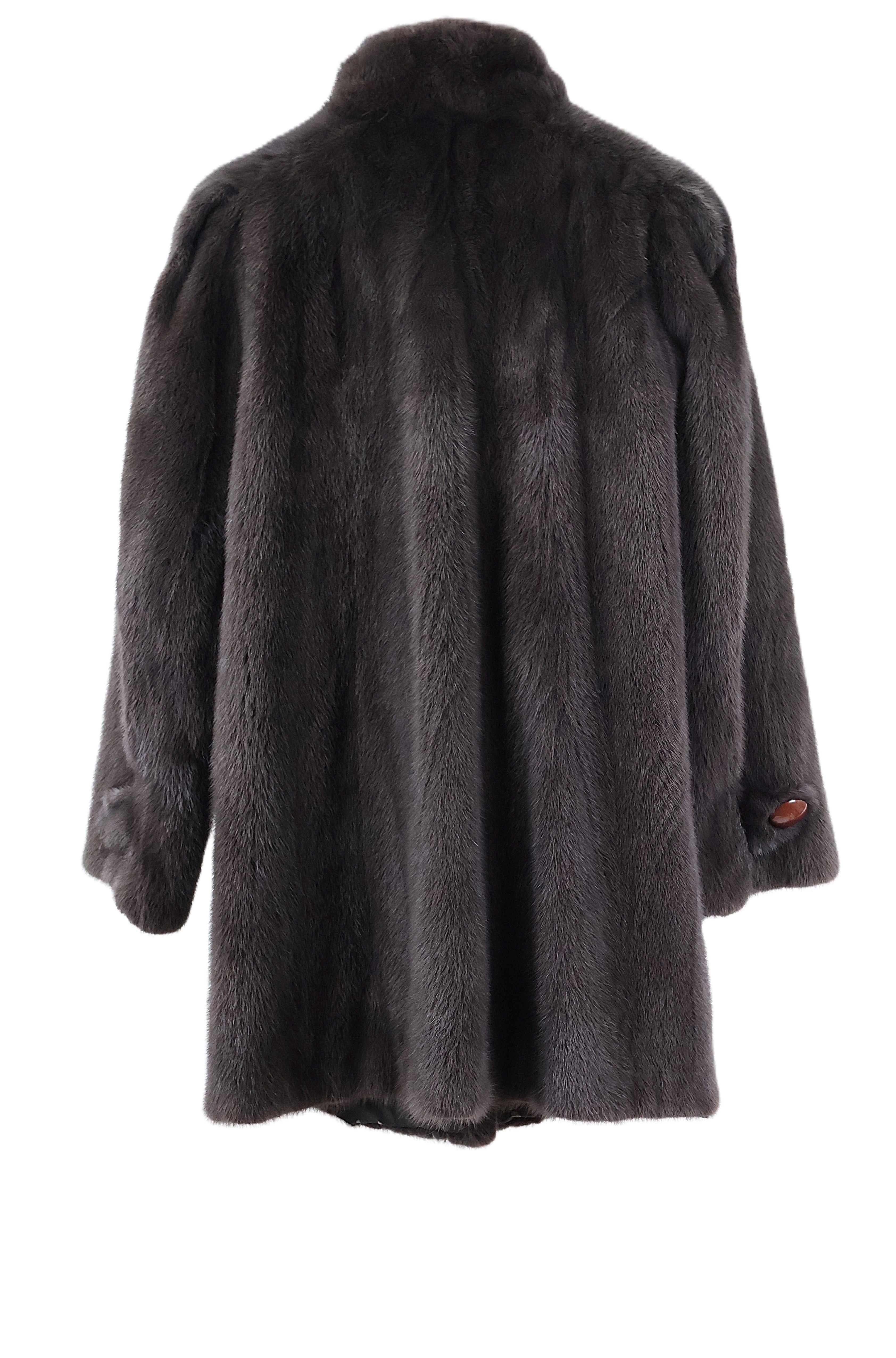 PRE-OWNED SMOKEY GREY MINK STROLLER W/ WING COLLAR & STRAIGHT SLEEVE