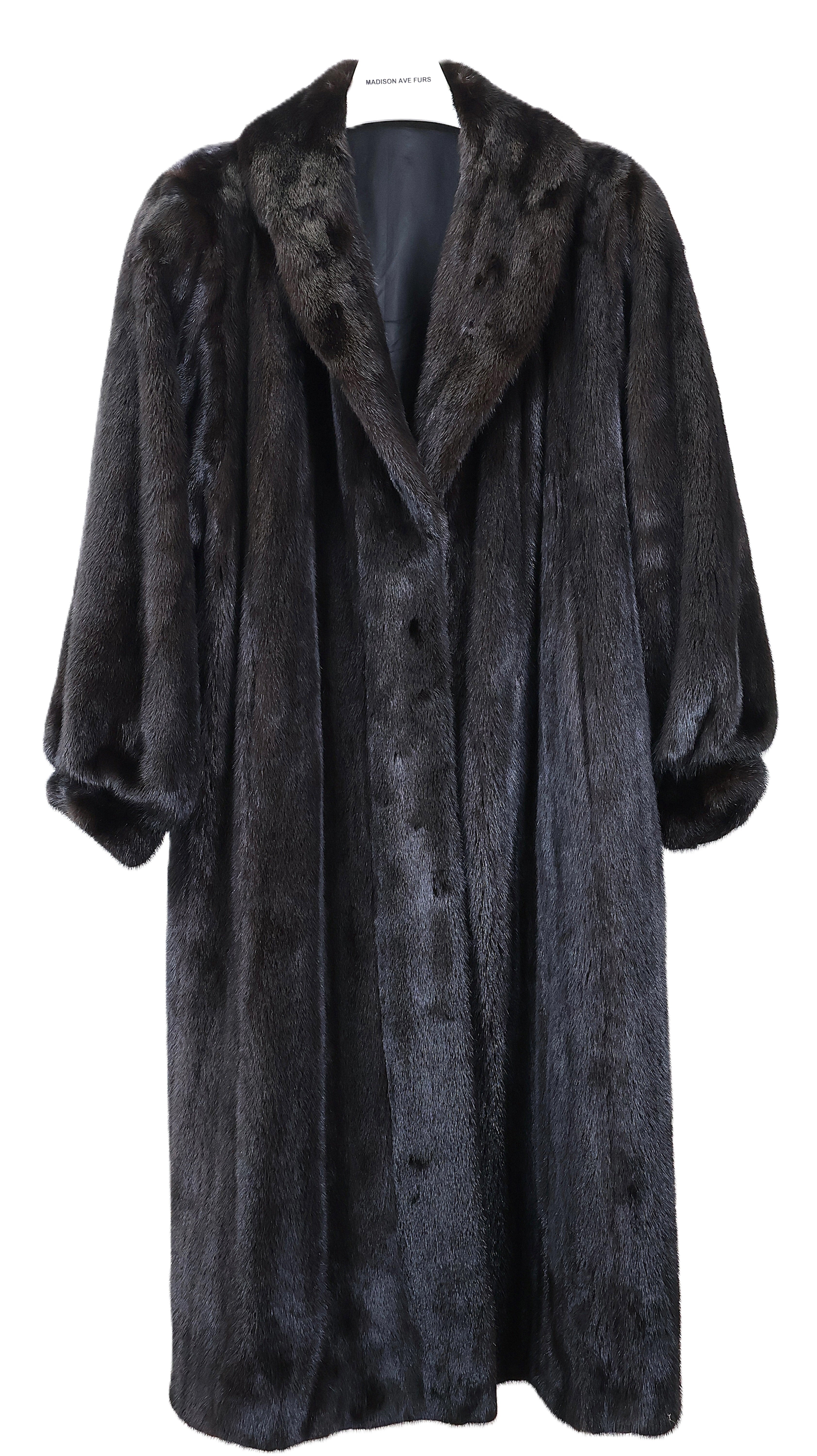 PRE-OWNED NATURAL RANCH MINK COAT W/ SHAWL COLLAR & BANDED CUFFS