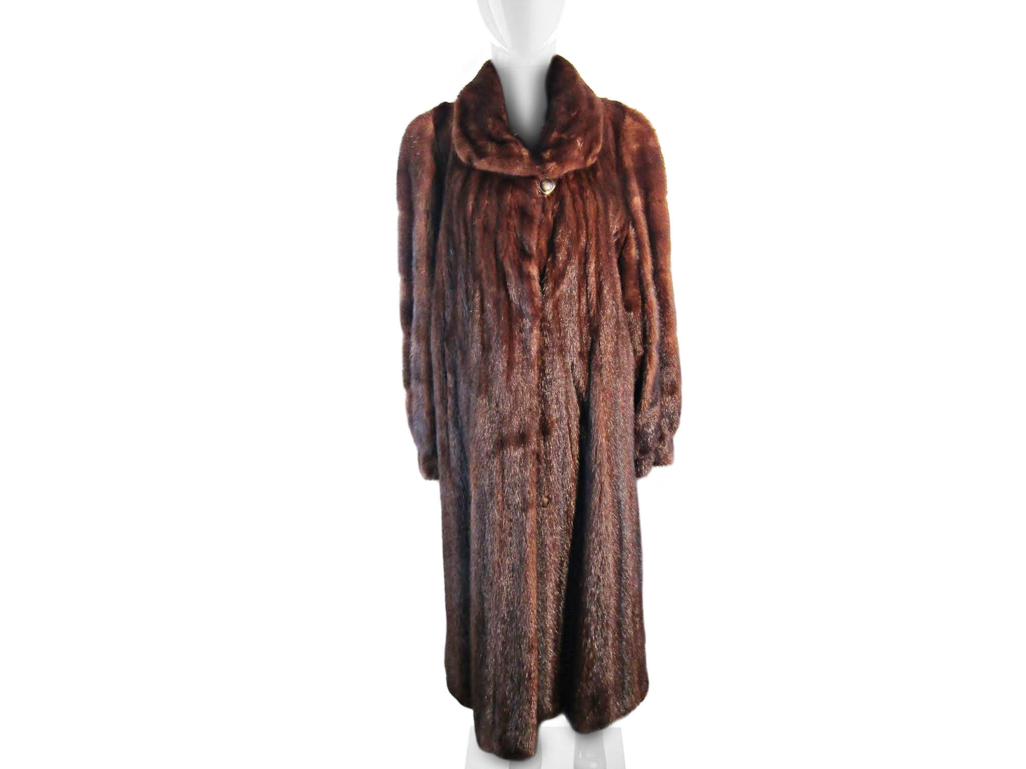 NATURAL MAHOGANY MINK COAT