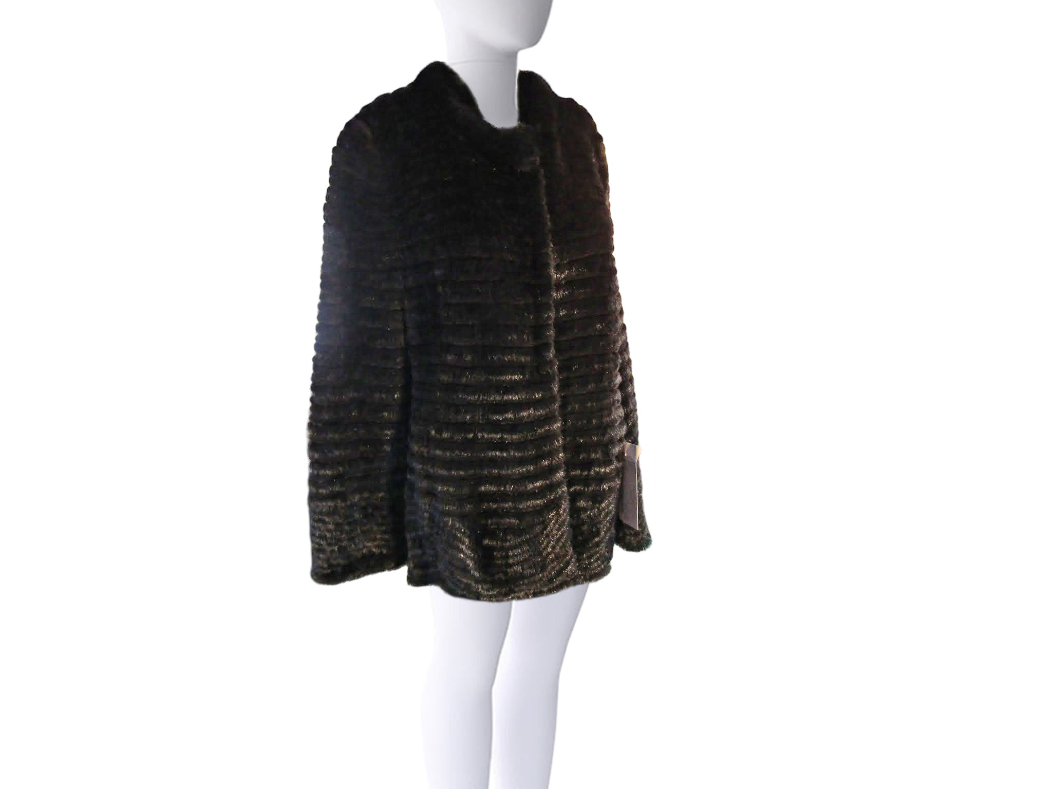 BLACK HORIZONTAL FITTED MINK JACKET, KNIT LINING, BANDED CUFFS