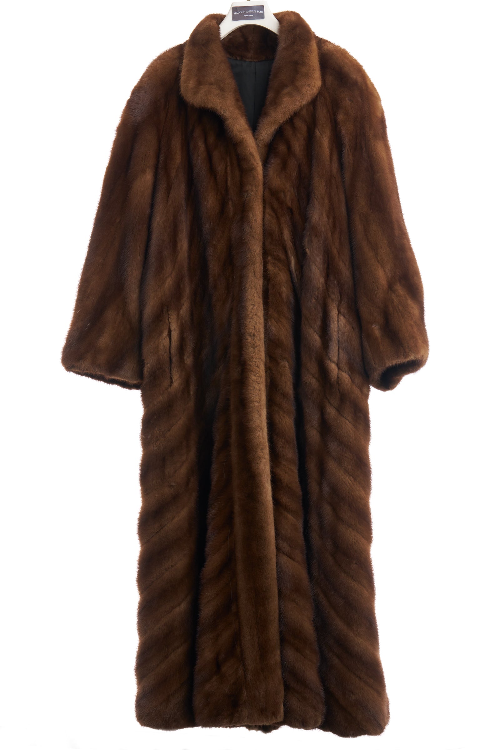 PRE-OWNED NATURAL DEMI BUFF DIRECTIONAL MINK COAT W/ WING COLLAR
