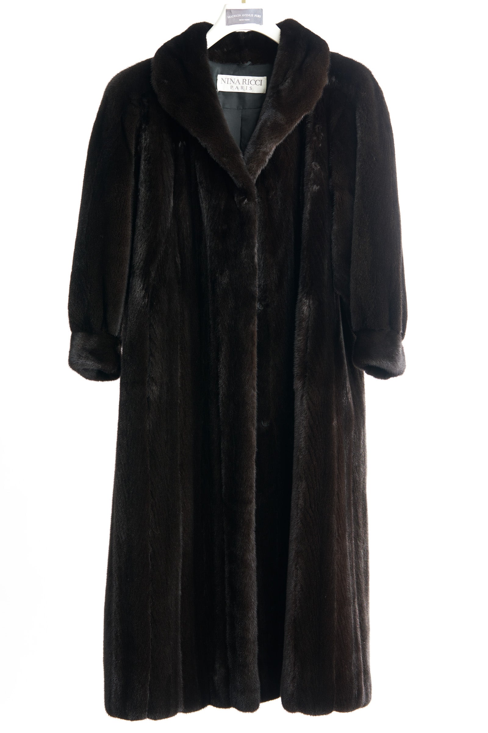 PRE-OWNED NINA RICCI PARIS NATURAL BLACKGLAMA MINK COAT W/ WING COLLAR & TURN BACK CUFFS