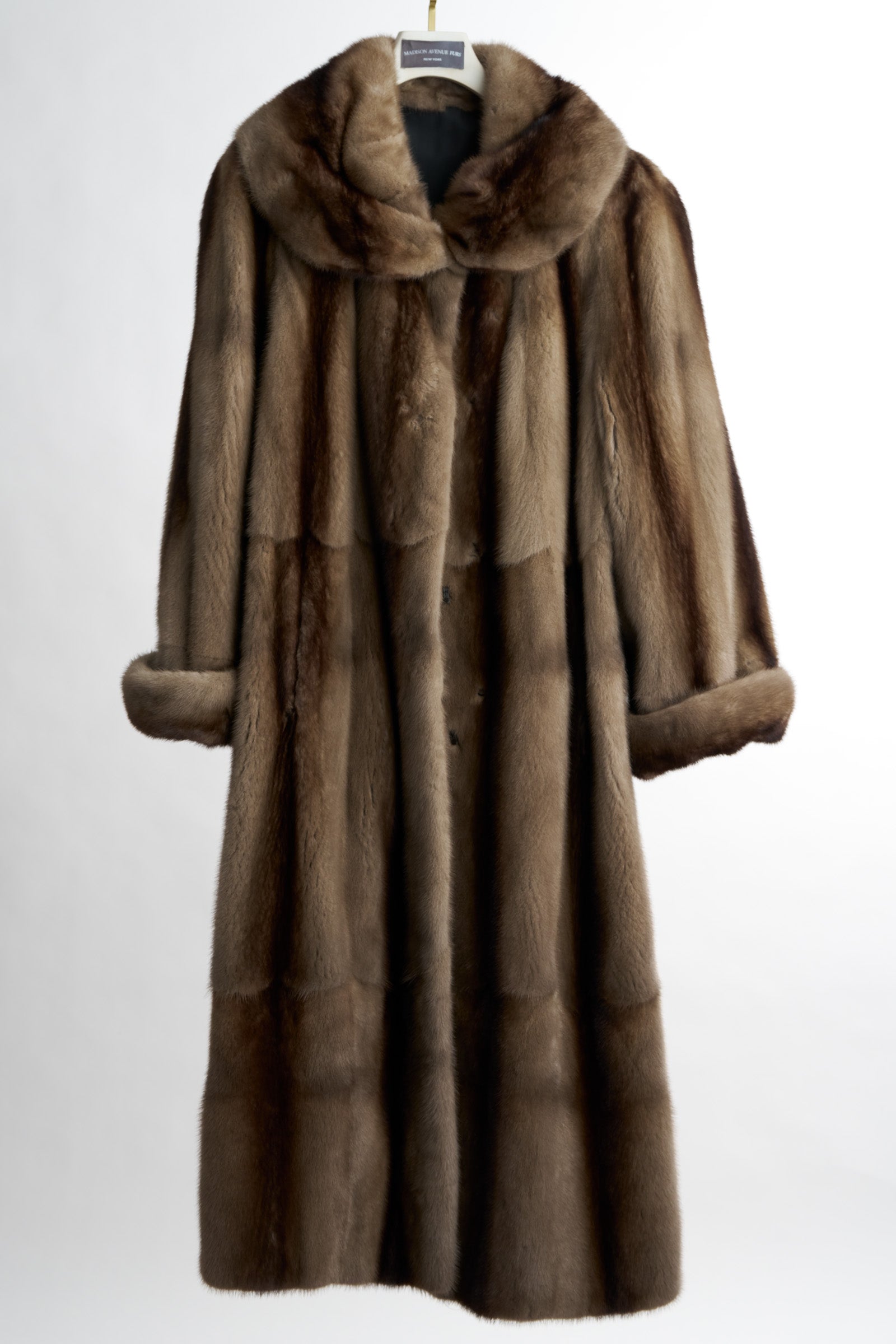 PRE-OWNED SMOKE DYED MINK SKIN ON SKIN REVERSIBLE COAT W/ SIDE SLITS & TURN BACK CUFFS