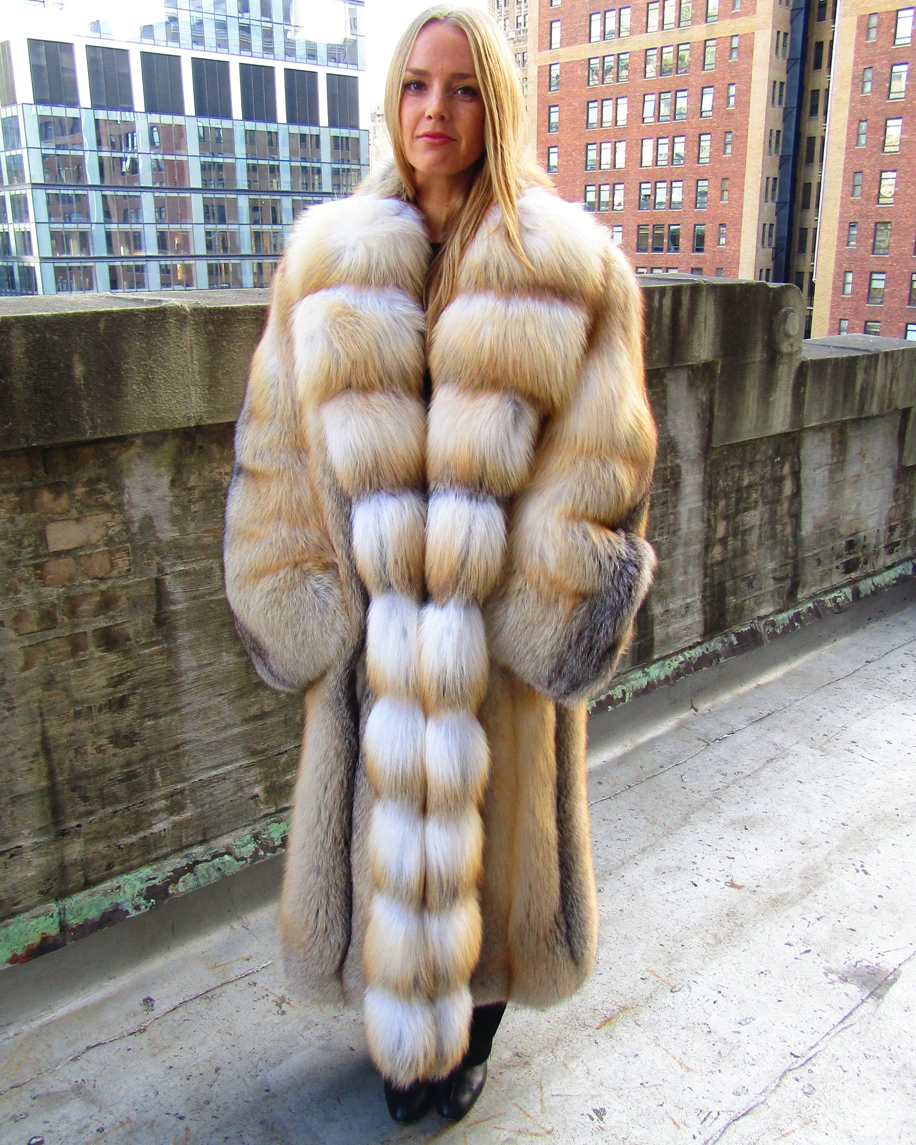 NATURAL GOLDEN ISLAND FOX COAT