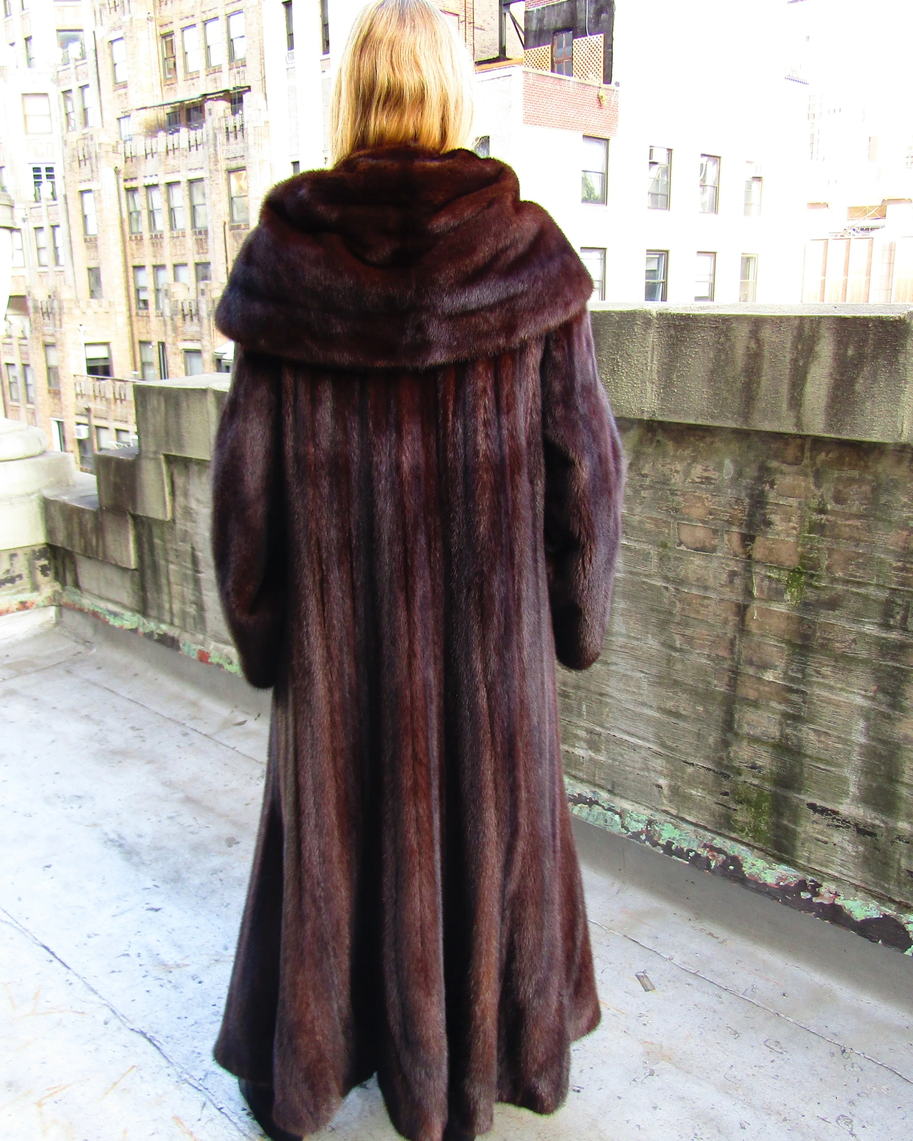 MAHOGANY MINK COAT W/CAPE COLLAR