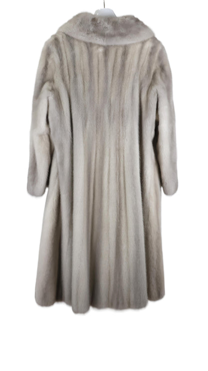 PRE-OWNED SAPPHIRE MINK COAT W/ WING COLLAR
