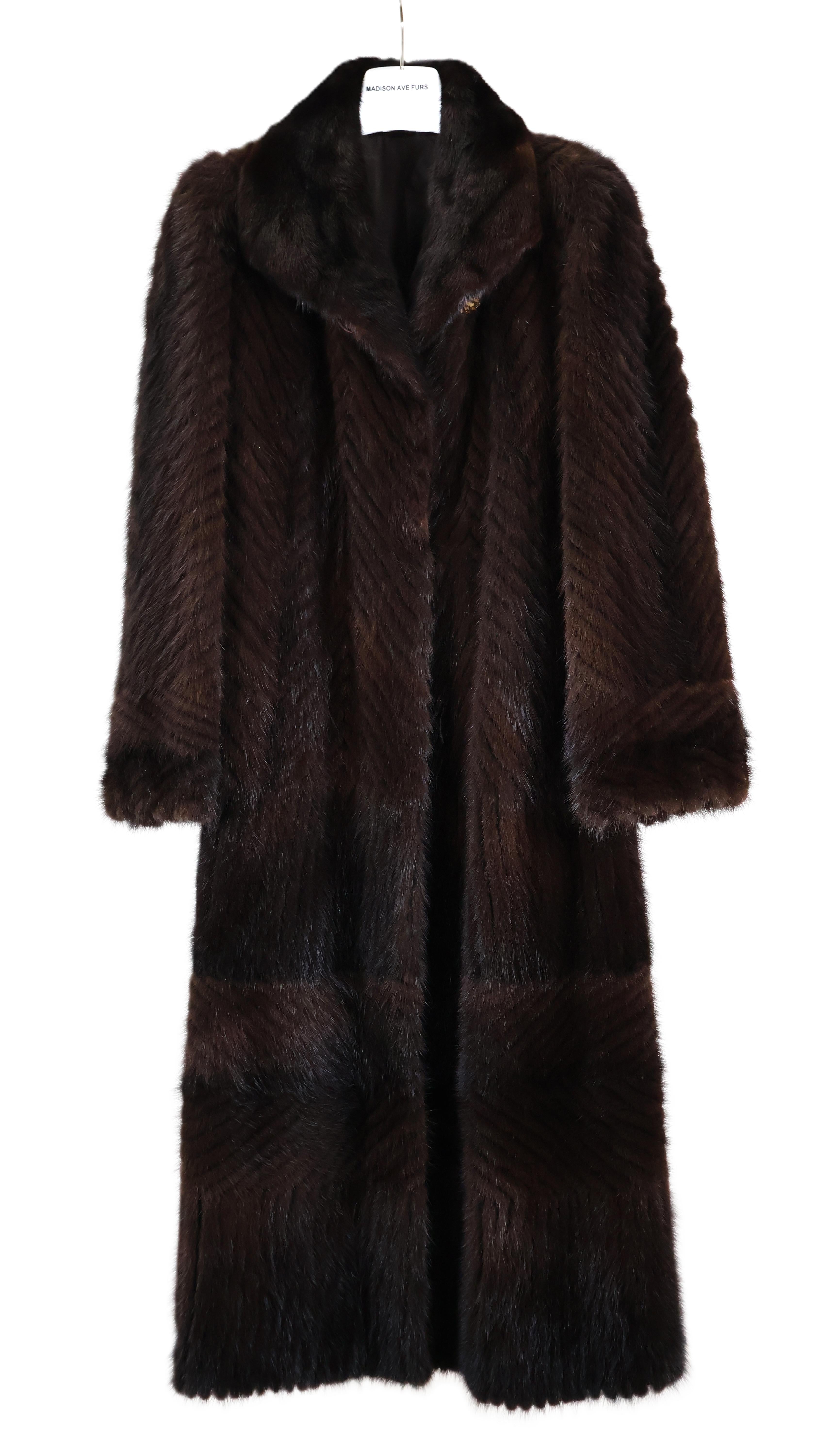 PRE-OWNED RANCH MINK SECTION DIRECTIONAL W/ FULL MINK WING COLLAR