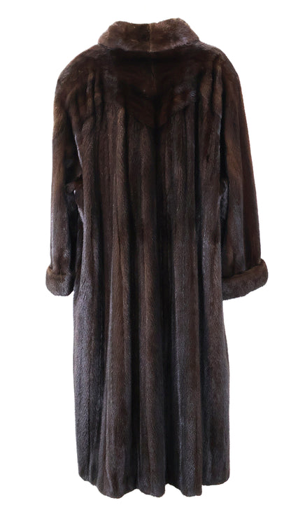 PRE-OWNED NATURAL MAHOGANY MINK COAT W/ NOTCH COLLAR. YOLK BACK & TURN BACK CUFFS