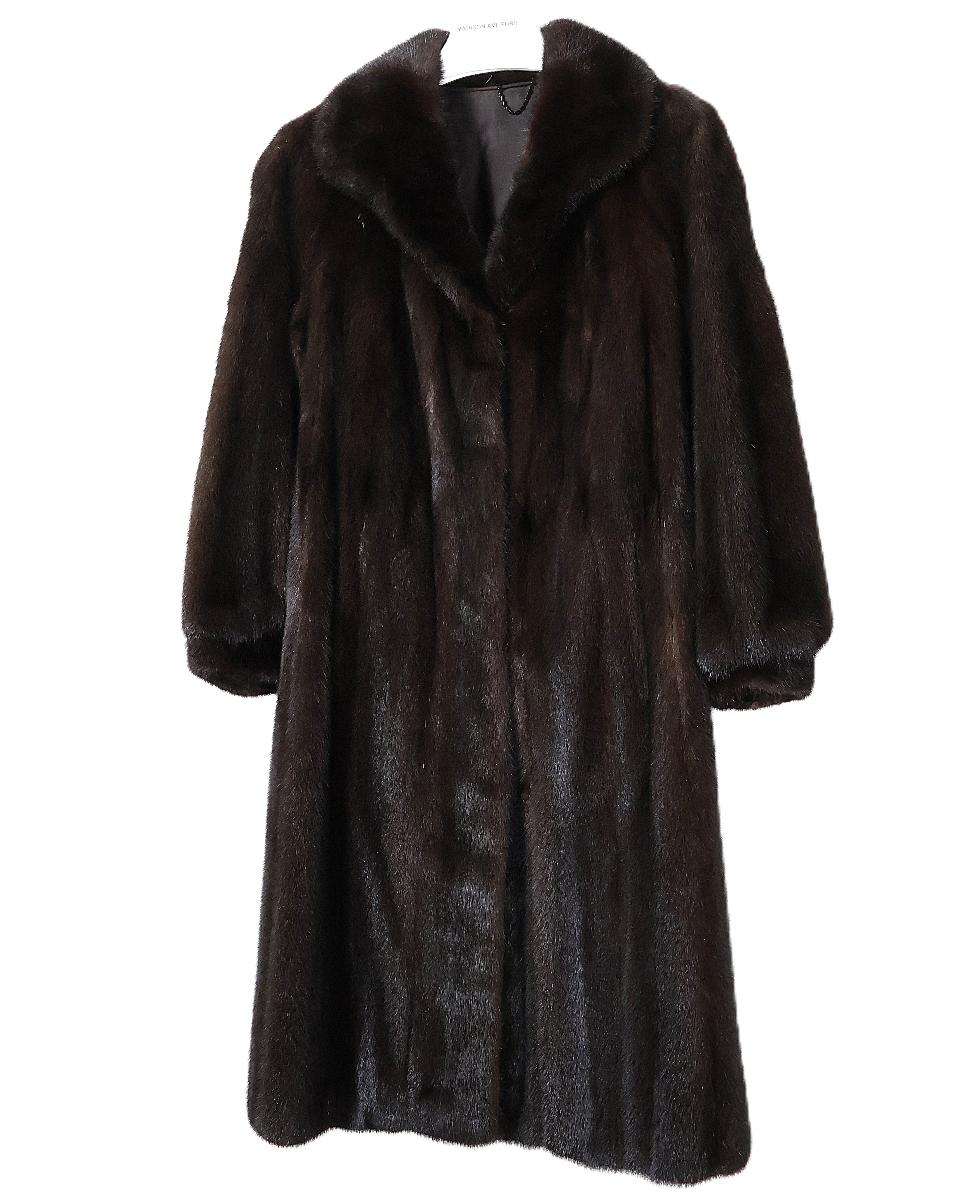PRE-OWNED RANCH MINK COAT W/ WING COLLAR & BANDED CUFFS