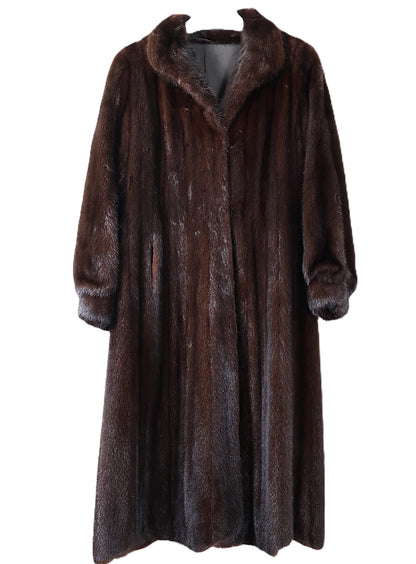 PRE-OWNED MAHOGANY MINK COAT W/ YOLK BACK, WING COLLAR COLLAR & STRAIGHT SLEEVE