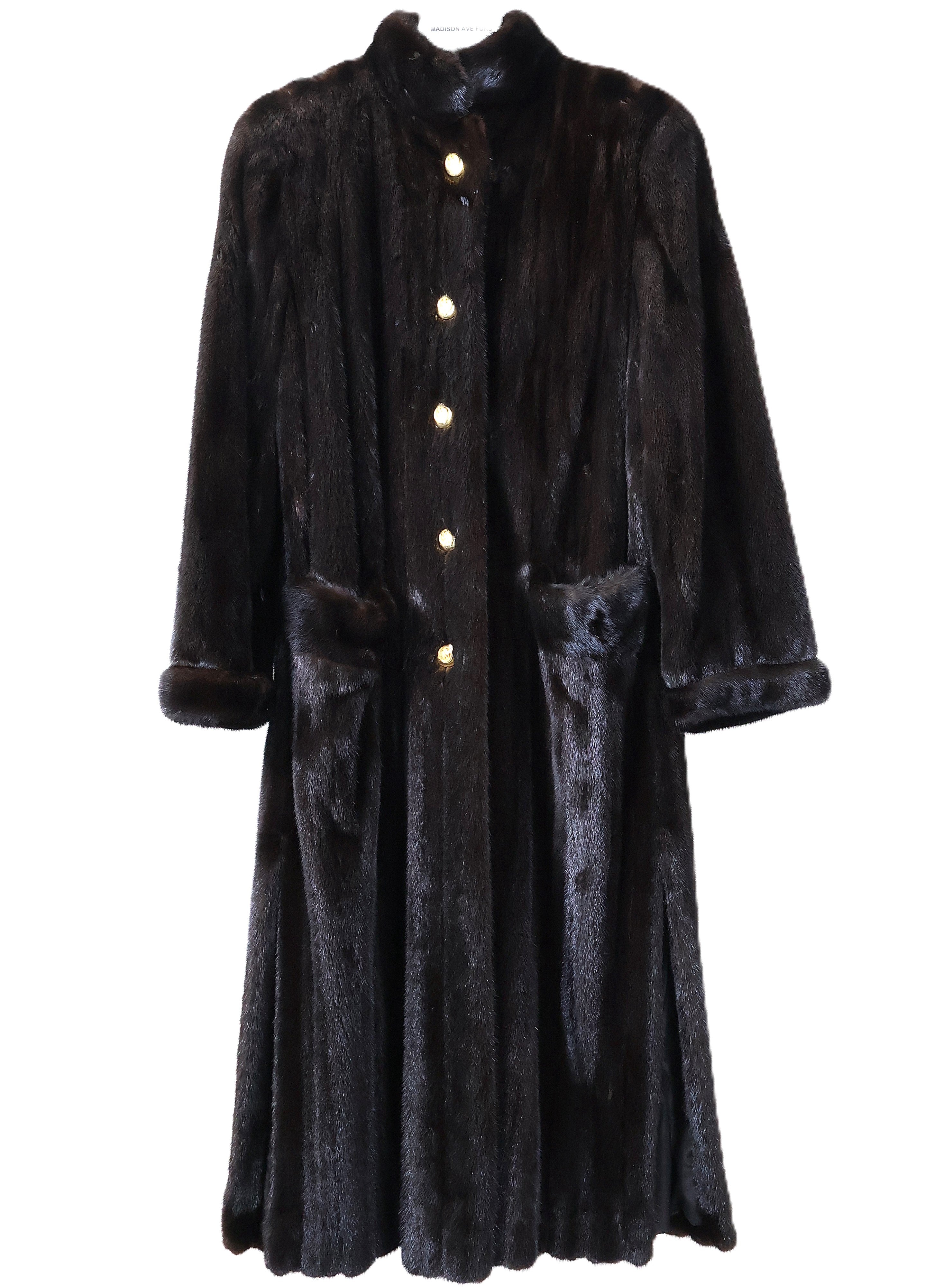 PRE-OWNED BISANG RANCH MINK COAT W/ SIDE SLITS, STAND UP COLLAR, TURN BACK CUFFS & PATCH POCKETS