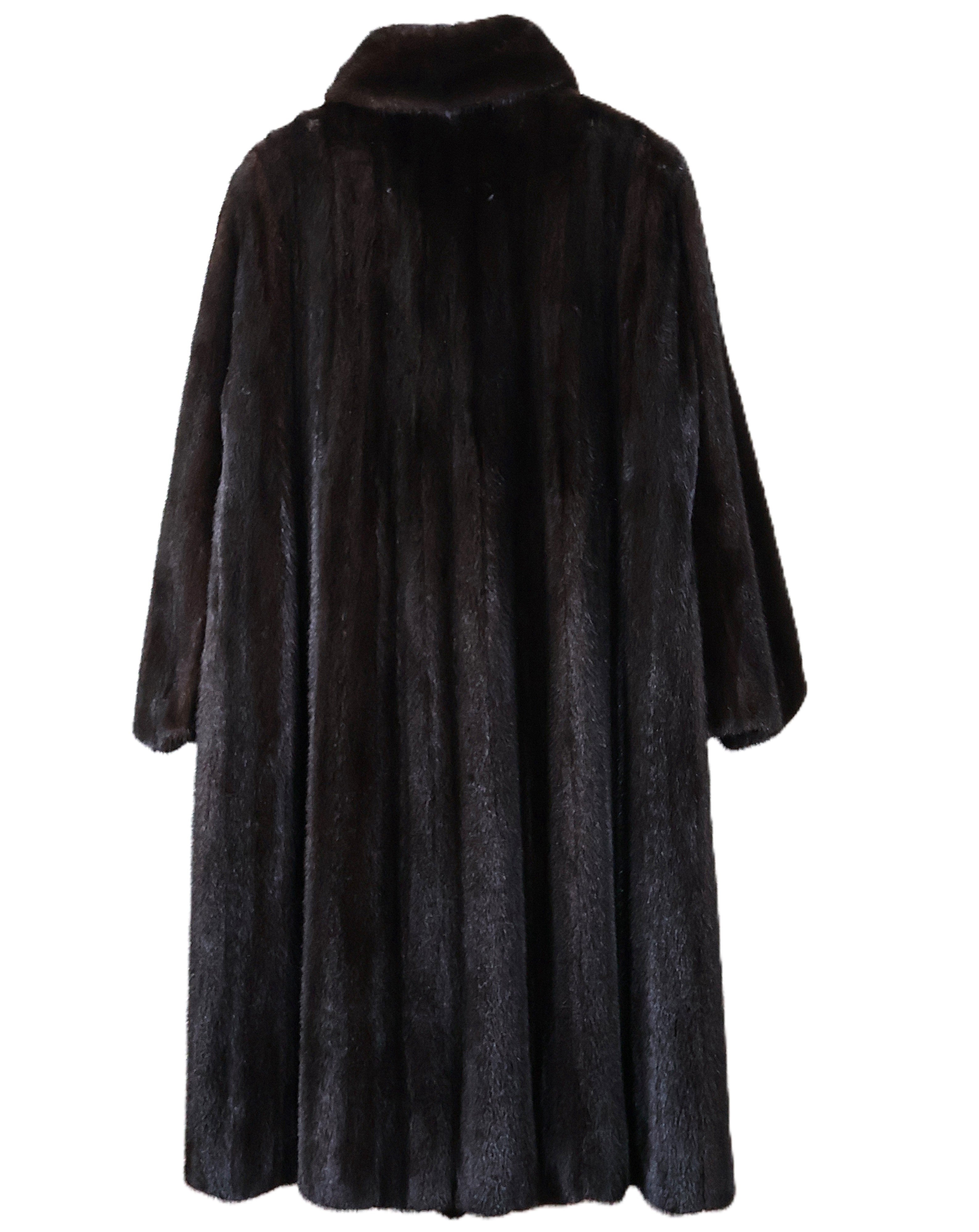 PRE-OWNED MAHOGANY MINK COAT W/ WING COLLAR & STRAIGHT SLEEVE