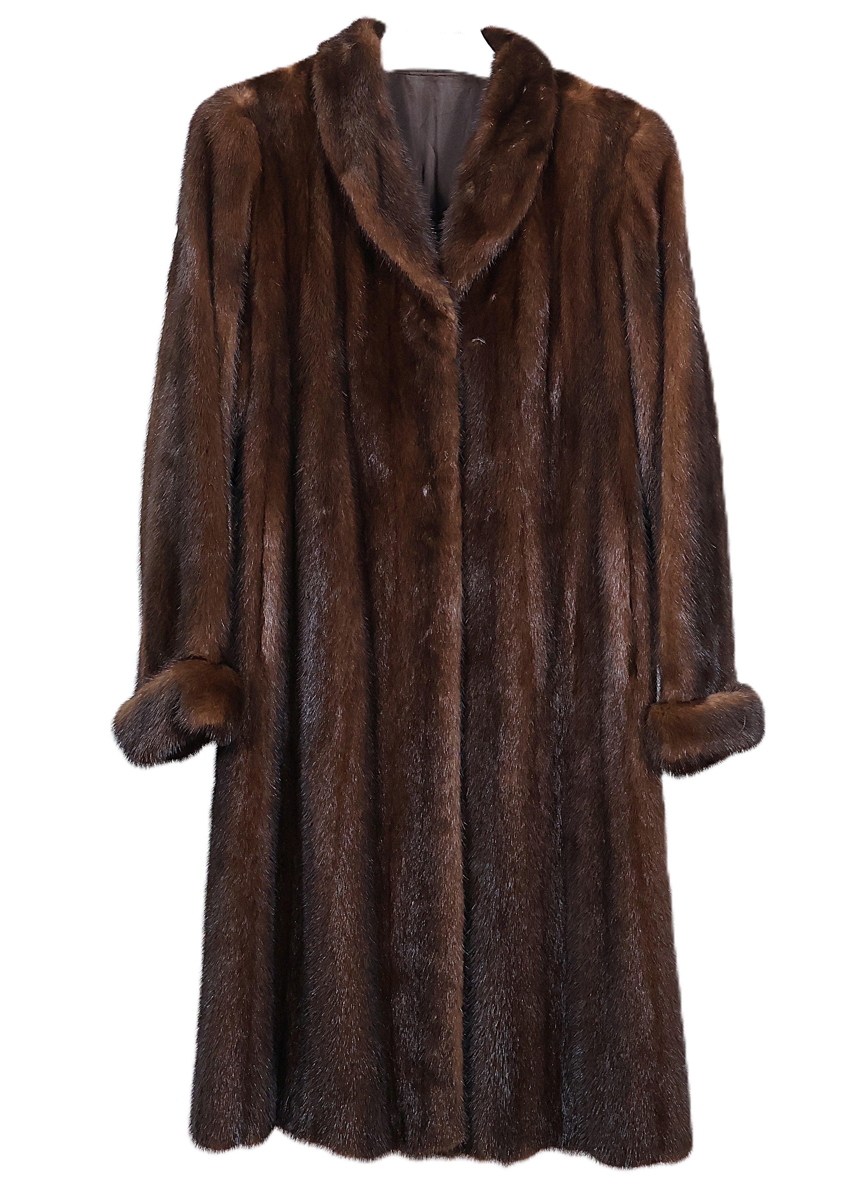 PRE-OWNED NATURAL MAHOGANY MINK COAT W/ SHAWL COLLAR & TURN BACK CUFFS