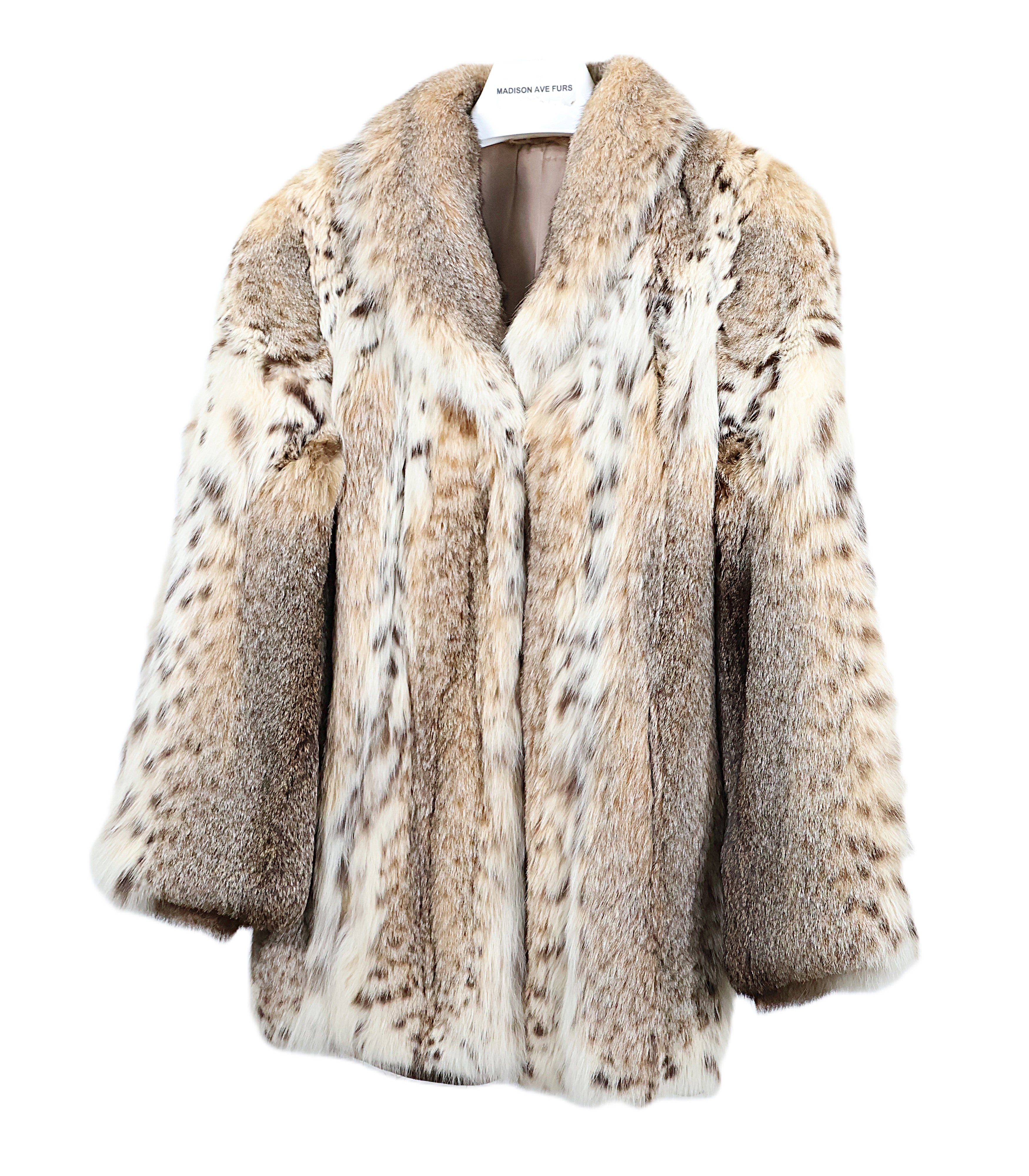 PRE-OWNED NATURAL CAT LYNX JACKET W/ WING COLLAR & STRAIGHT SLEEVE