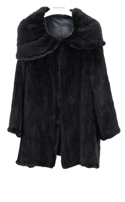 PRE-OWNED BLACK KNITTED MINK STROLLER W/ CAPE COLLAR