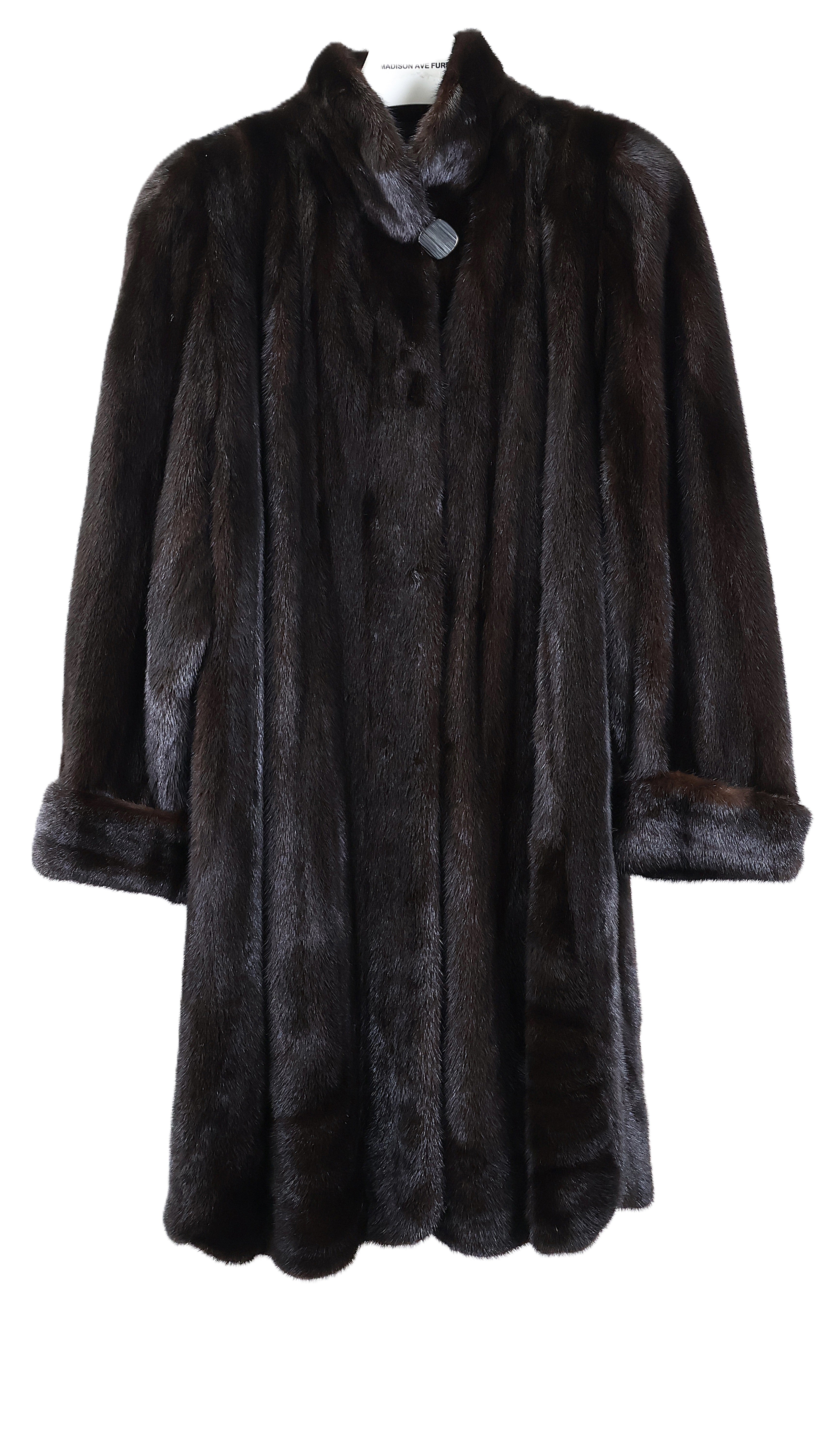 PRE-OWNED RANCH MINK DIRECTIONAL 7/8 SWING COAT W/ WING COLLAR & TURN BACK CUFFS
