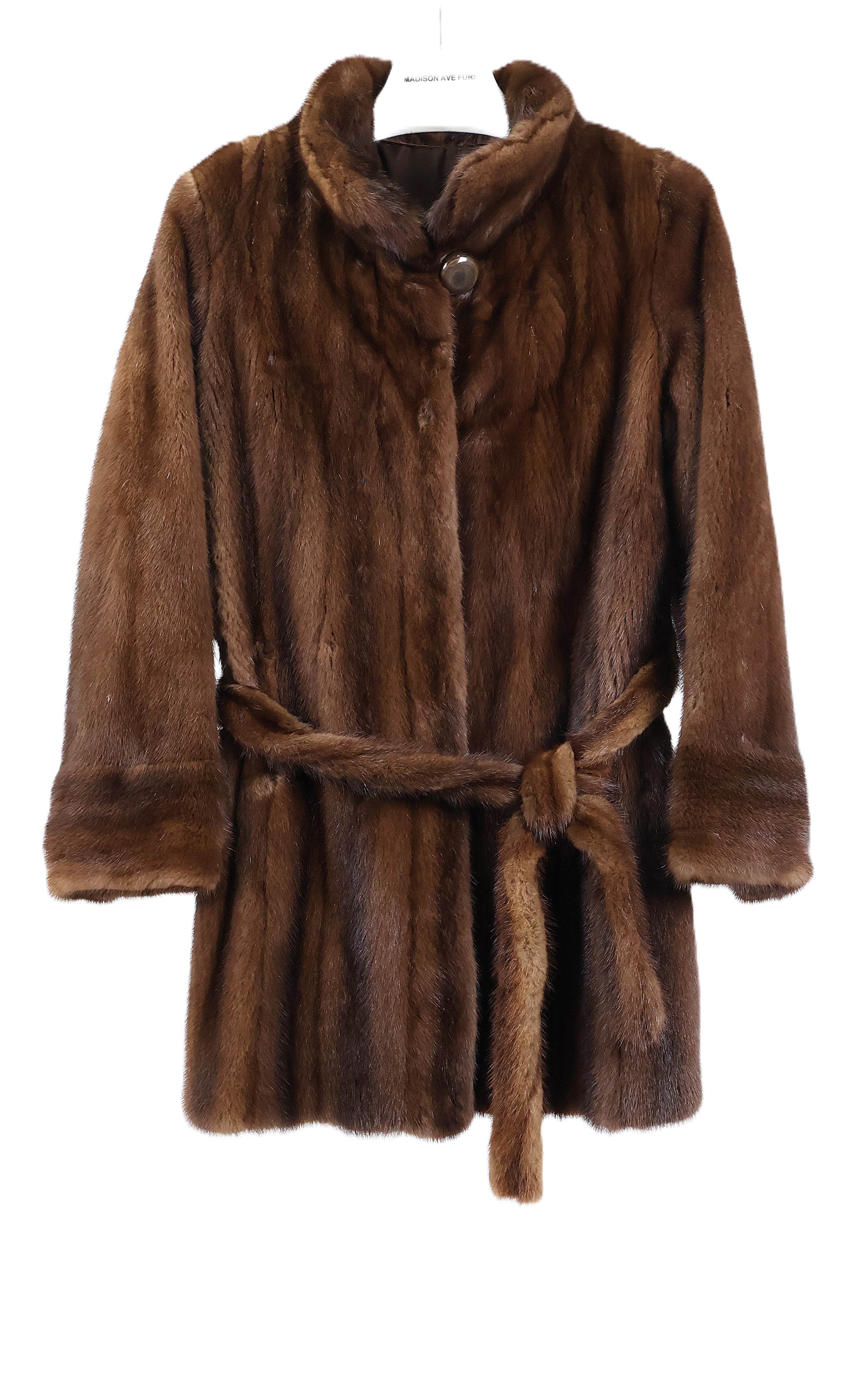 PRE-OWNED DEMI BUFF MINK STROLLER W/ WING COLLAR & WRAP BELTSTRAIGHT SLEEVE W/ HORIZONTAL BORDER