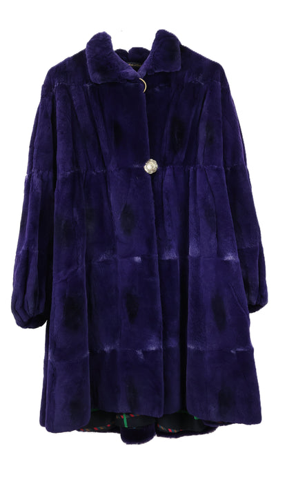 PRE-OWNED ZUKI PURPLE DYED MUSKRAT SWING W/ WING COLLAR & ELASTIC SLEEVE FINISH