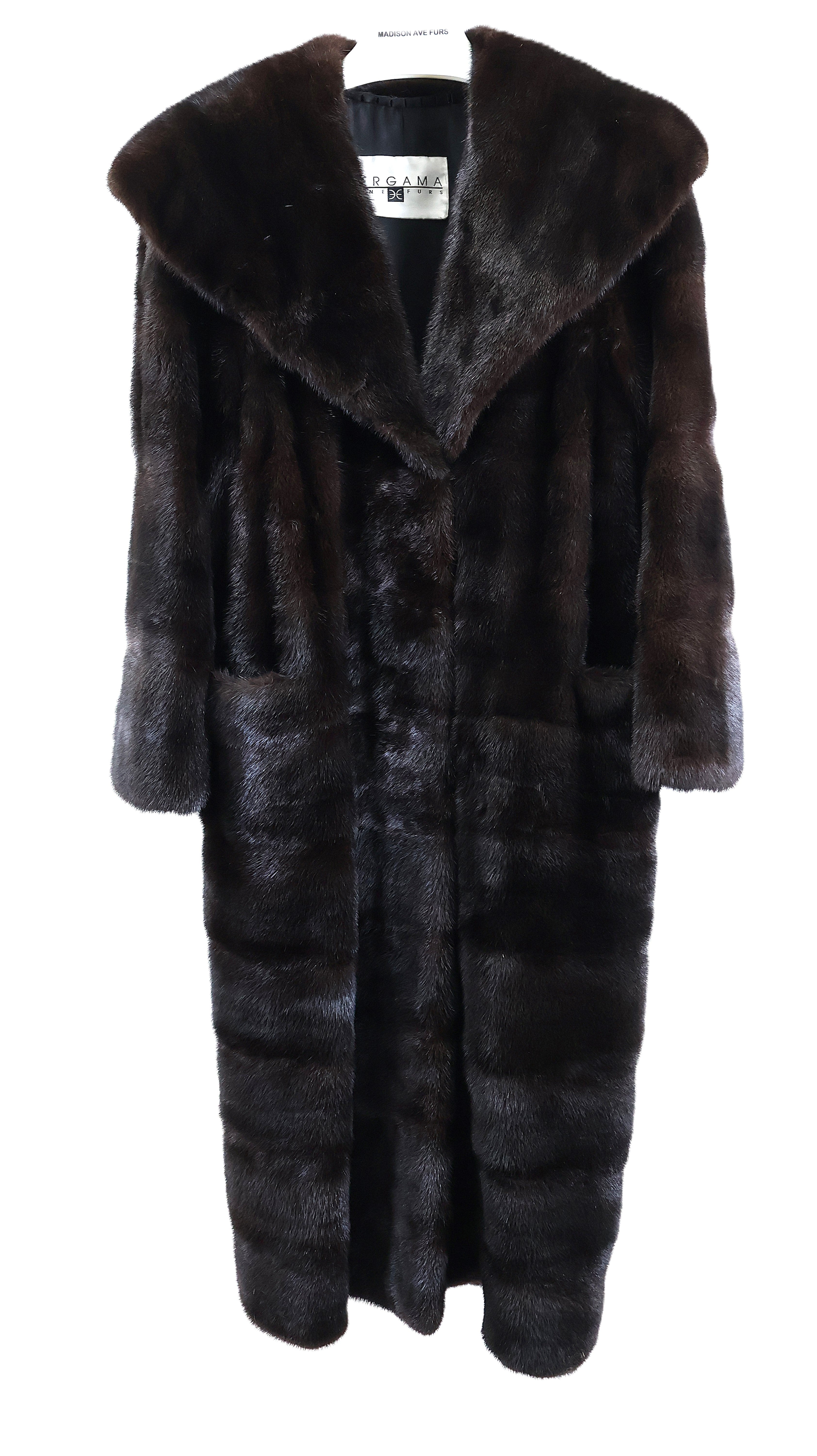 PRE-OWNED RANCH MINK HORIZONTAL 7/8 COAT W/ PORTRAIT COLLAR, STRAIGHT SLEEVES & PATCH POCKETS