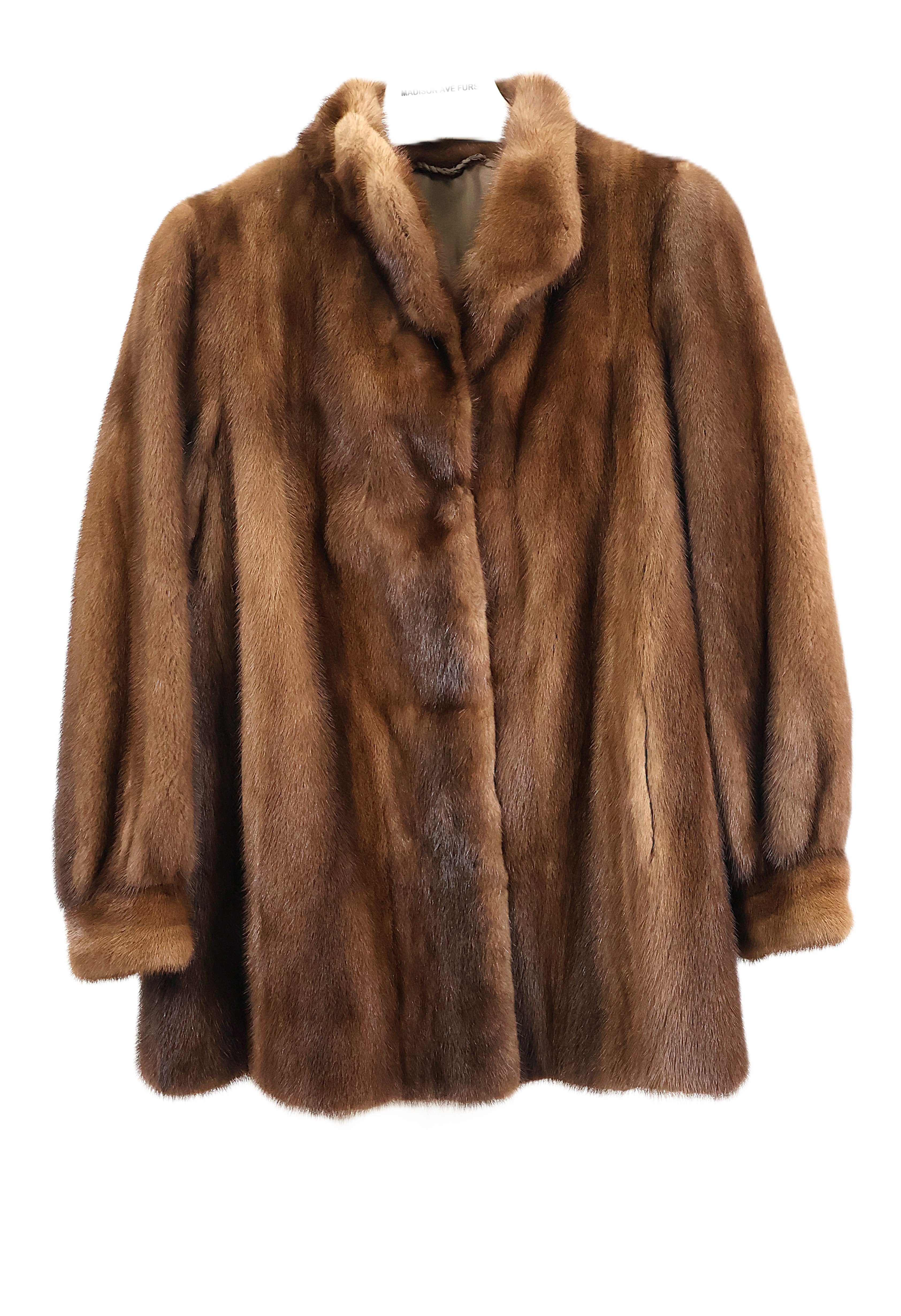 PRE-OWNED NATURAL DEMI BUFF MINK JACKET W/ WING COLLAR & BANDED CUFFS
