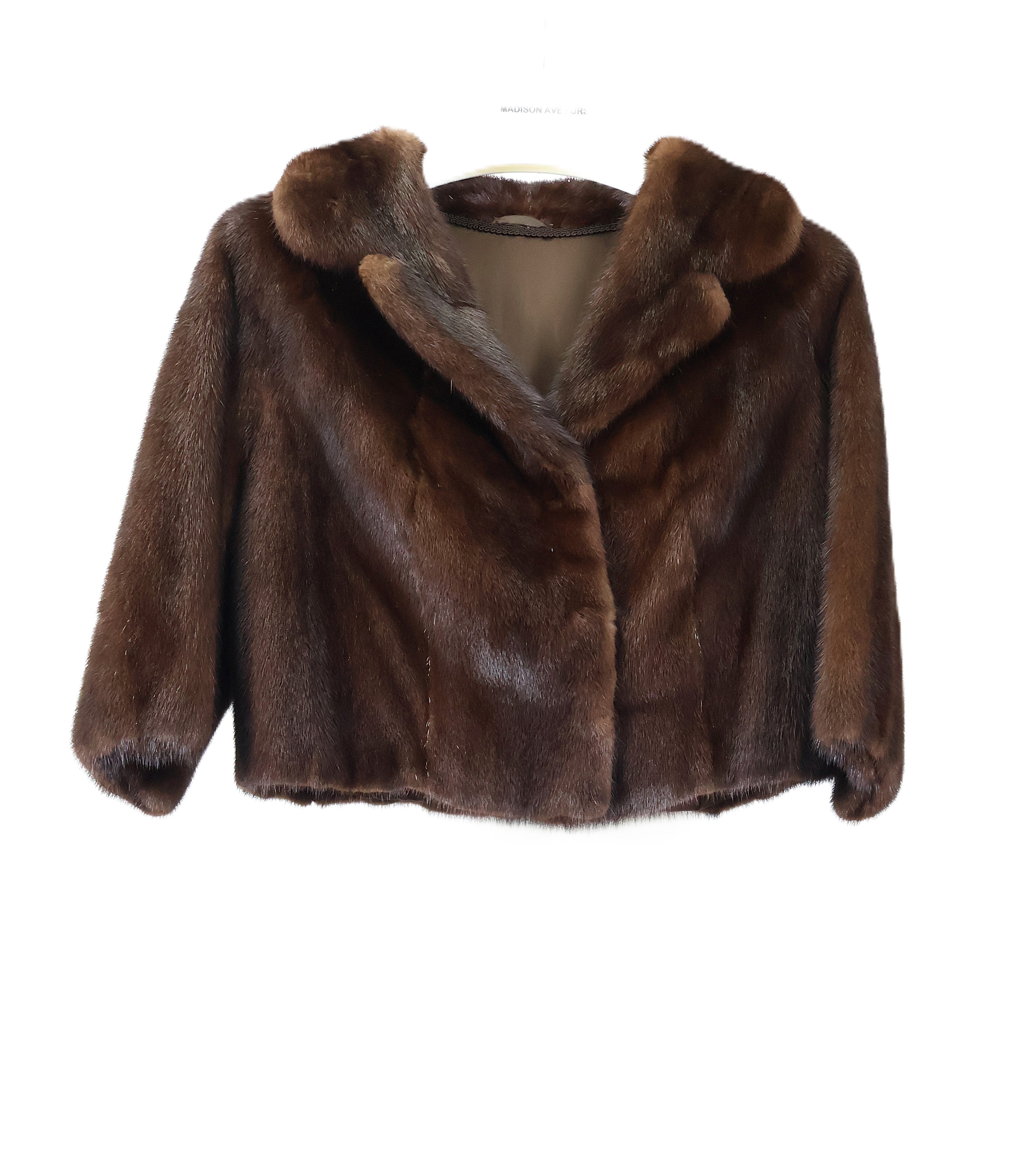PRE-OWNED MAHOGANY MINK CROPPED JACKET W/ NOTCH COLLAR & STRAIGHT 3/4 SLEEVES
