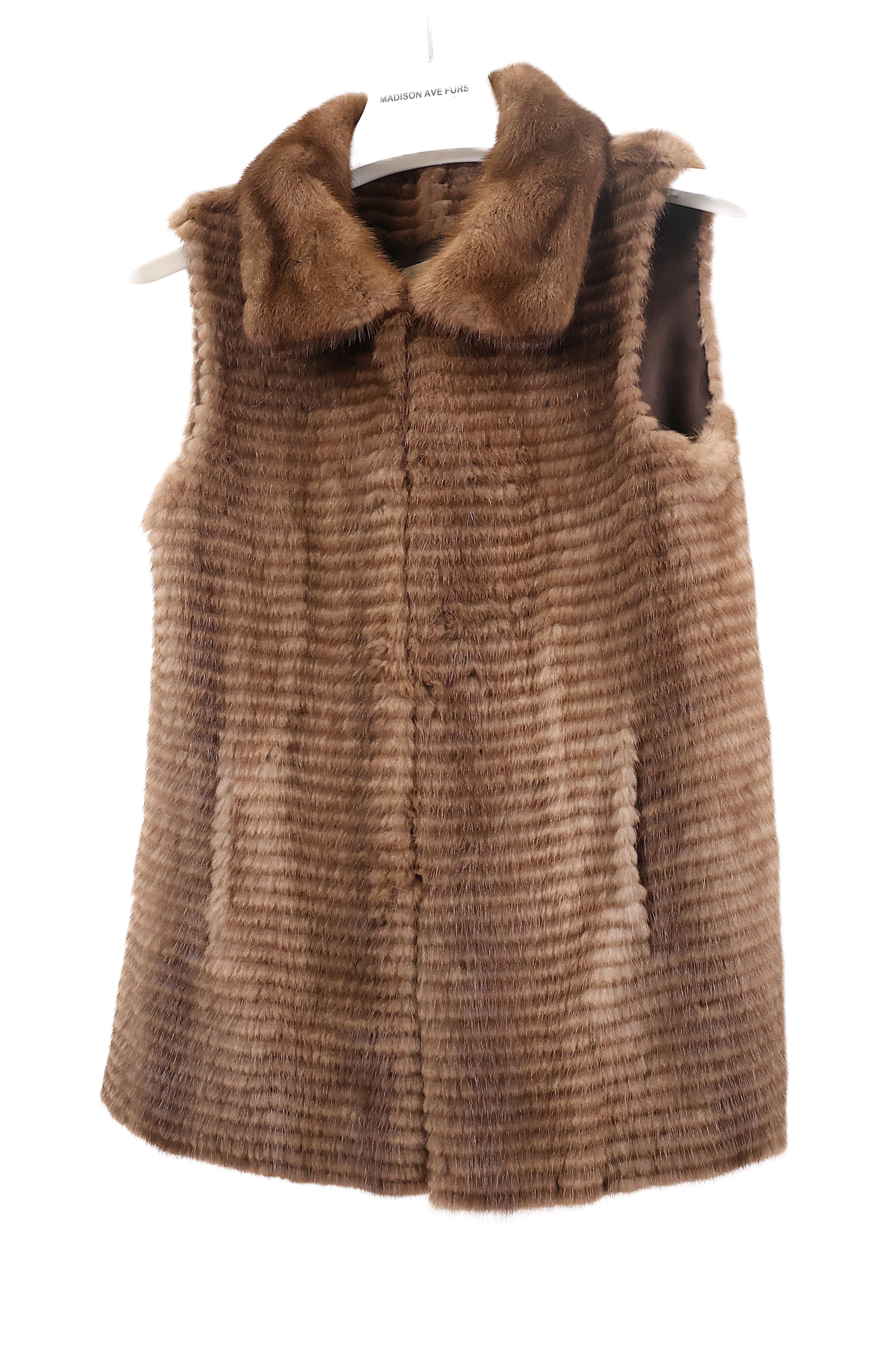PRE-OWNED MNICHAEL KORS DEMI BUFF HORIZONTAL FEATHERED MINK VEST W/ WING COLLAR