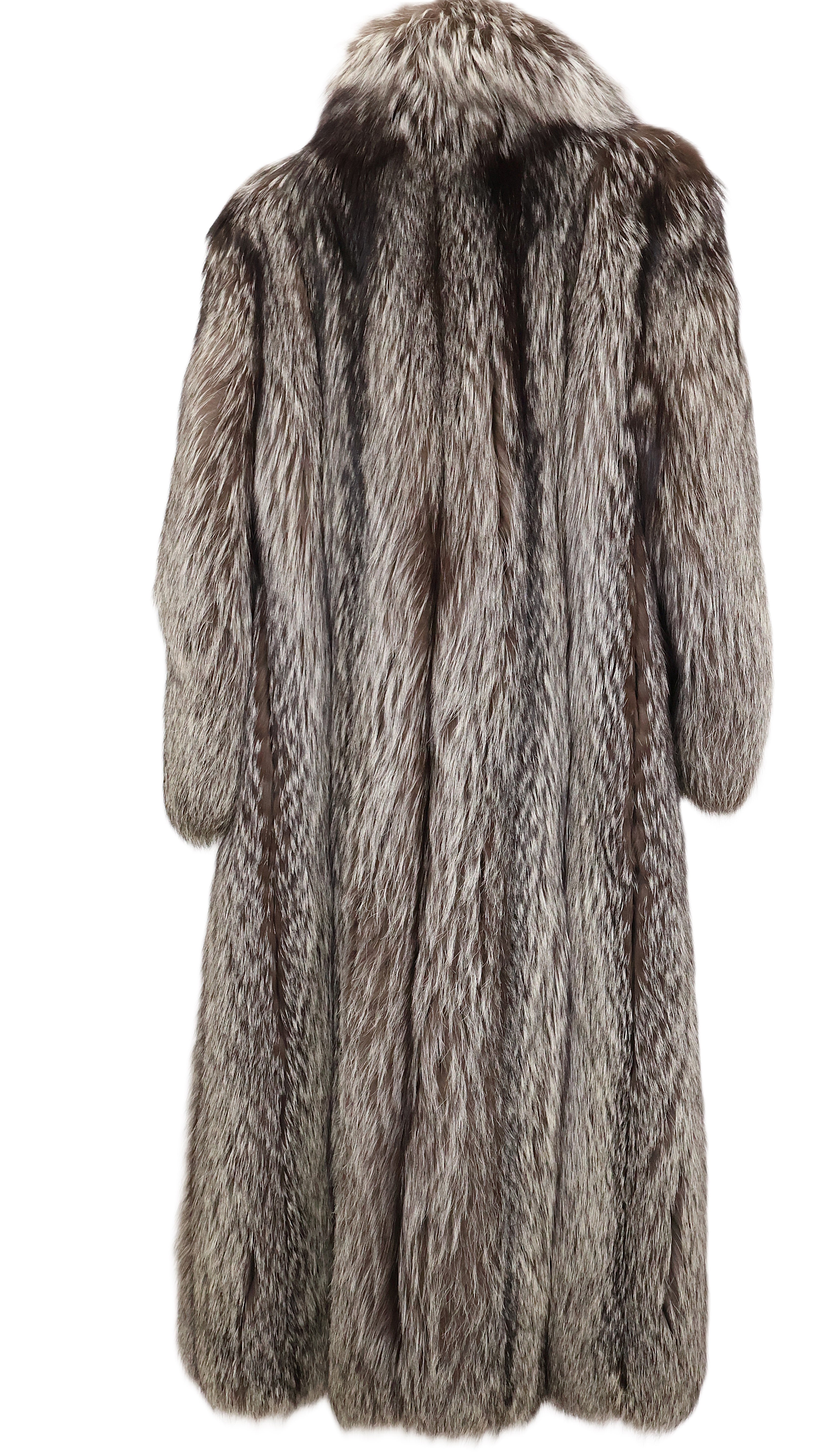 PRE-OWNED NATURAL SILVER FOX COAT W/ SHAWL COLLAR & STRAIGHT SLEEVES
