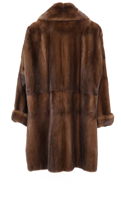 PRE-OWNED NATURAL DEMI BUFF MINK SKIN ON SKIN STROLLER W/ WING COLLAR, TURN BACK CUFFS & PATCH POCKETS