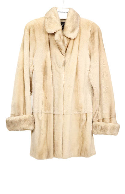 PRE-OWNED IVORY SHEARED MINK 3/4 JACKET W/ NOTCH COLLAR, TURN BACK CUFFS & SIDE SLITS