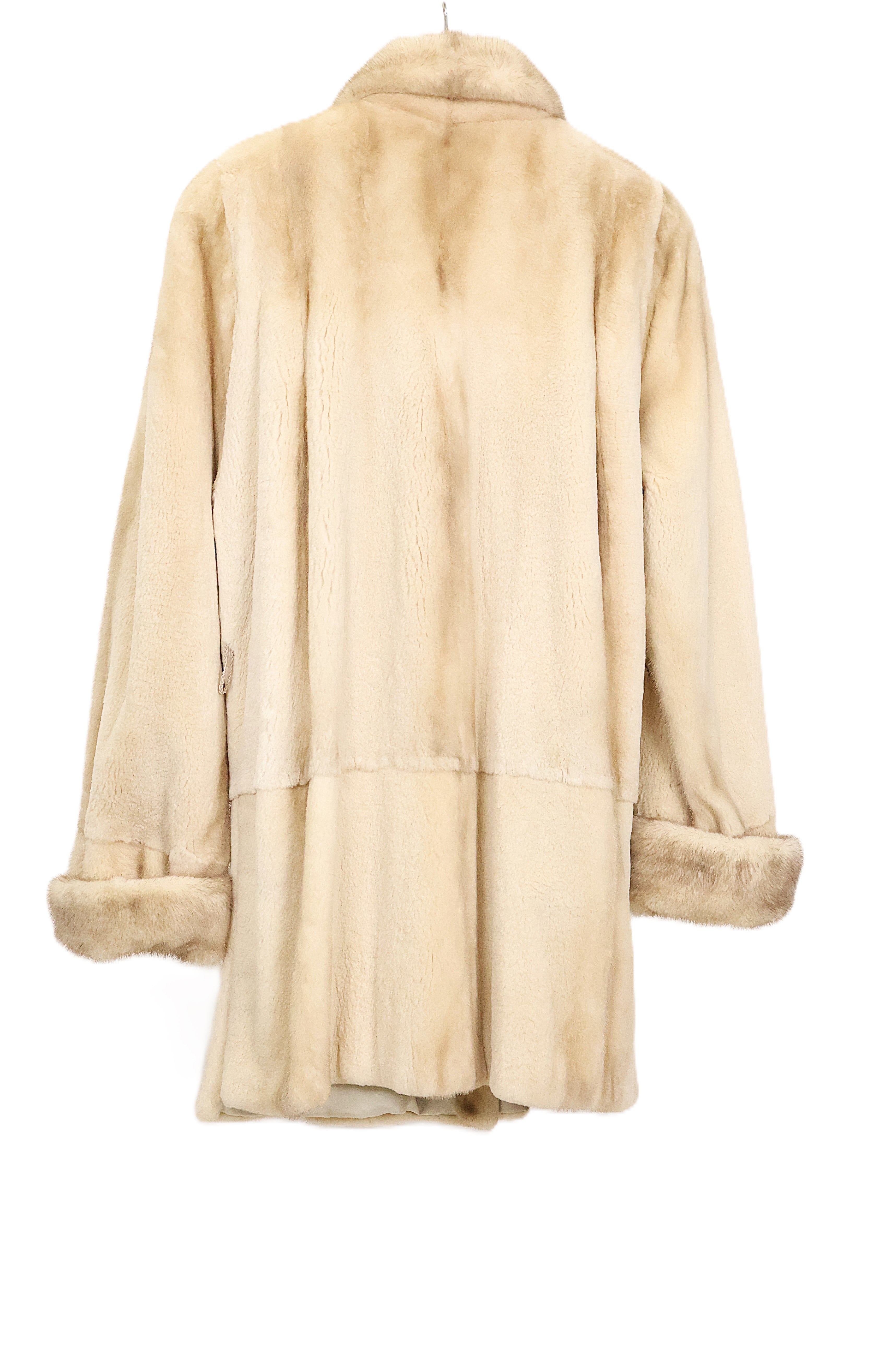 PRE-OWNED IVORY SHEARED MINK 3/4 JACKET W/ NOTCH COLLAR, TURN BACK CUFFS & SIDE SLITS