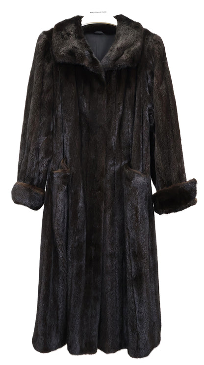 PRE-OWNED BROWN DYED MINK COAT W/ WING COLLAR, TURN BACK CUFFS & PATCH POCKETS