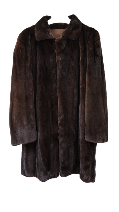 PRE-OWNED MEN'S MAHOGANY MINK 3/4 JACKET W/ NOTCH COLLAR, STRAIGHT SLEEVES & VENTED BACK
