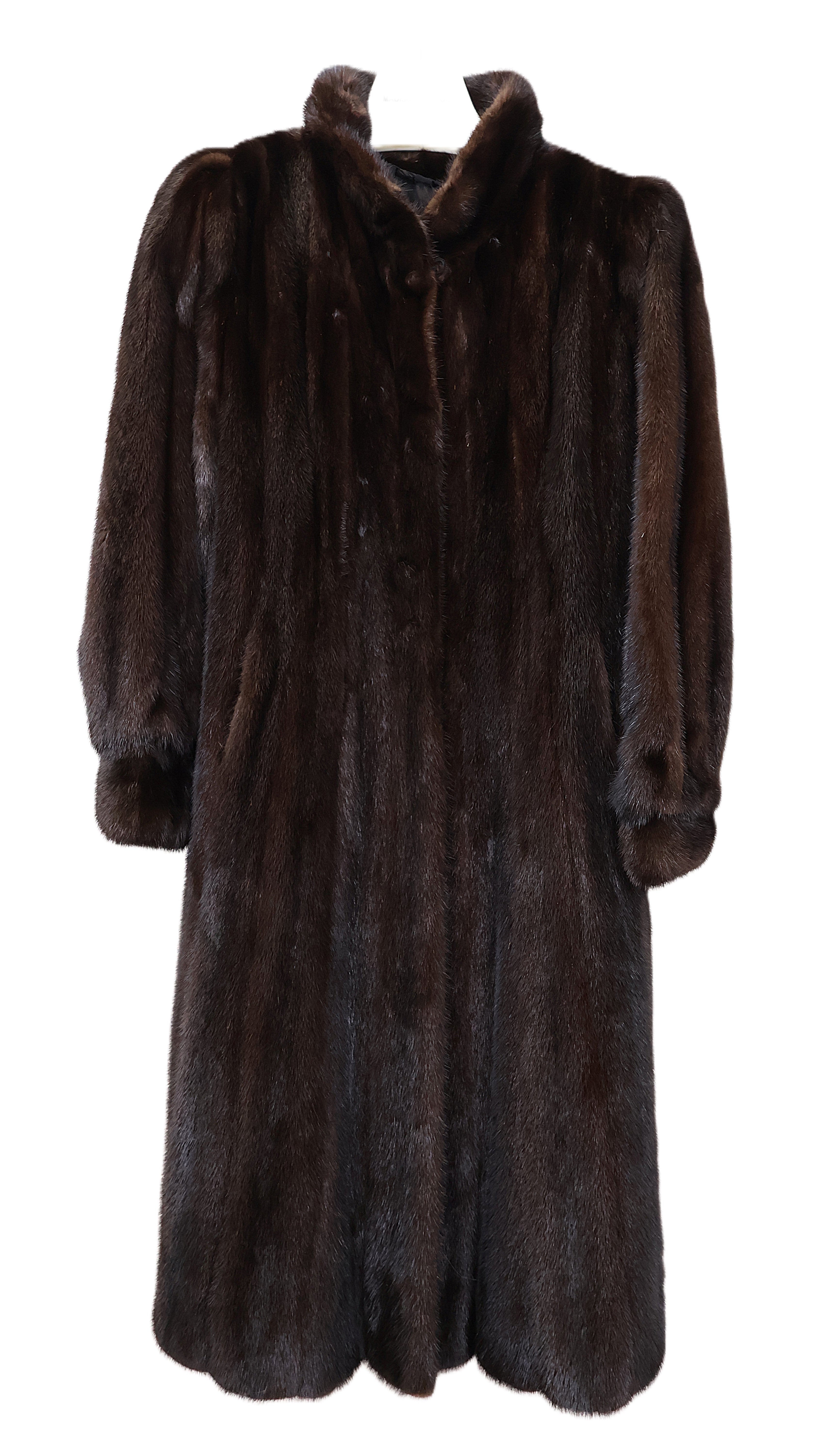 PRE-OWNED RANCH MINK COAT W/ WING COLLAR & BANDED CUFFS