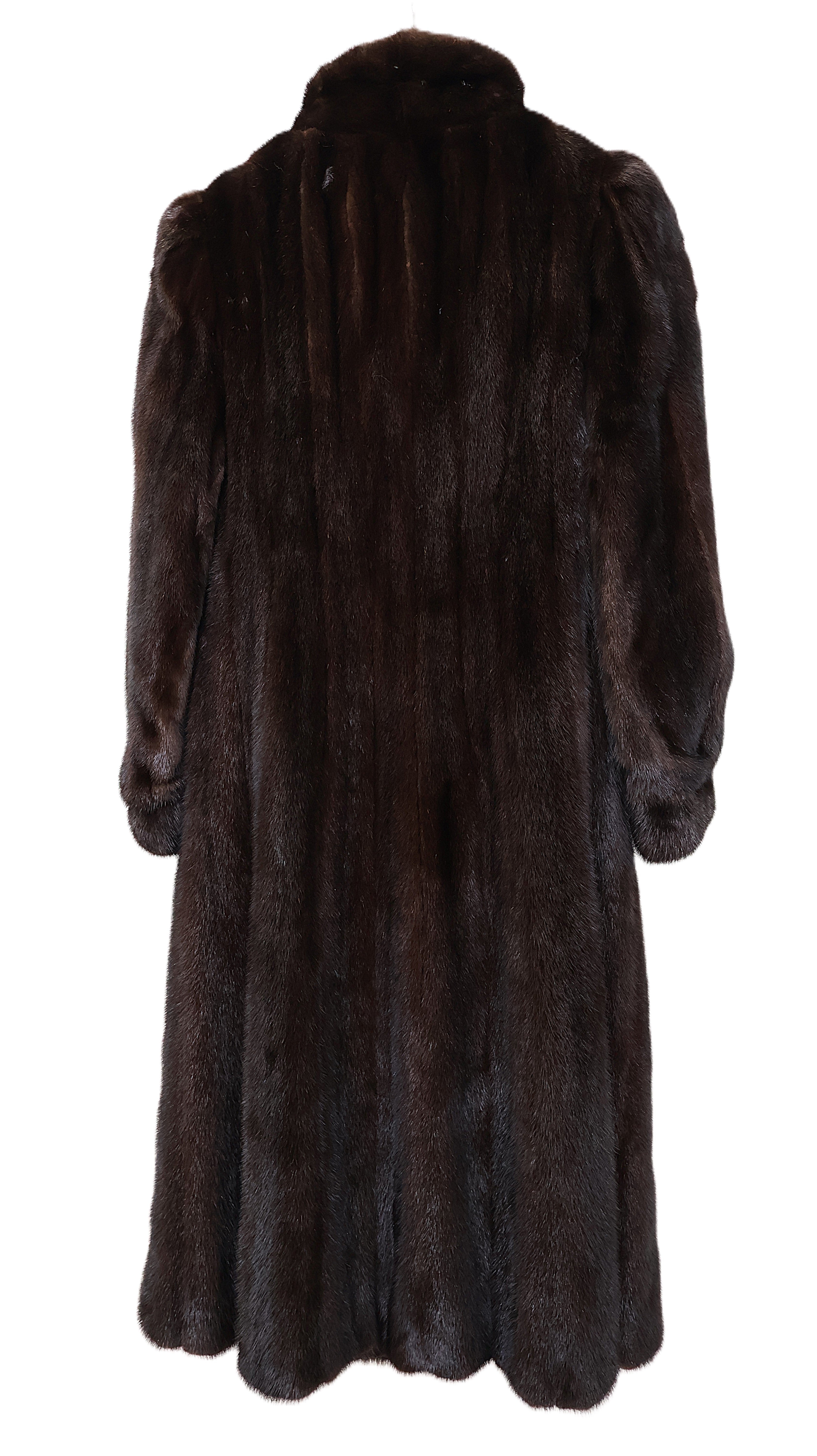 PRE-OWNED RANCH MINK COAT W/ WING COLLAR & BANDED CUFFS