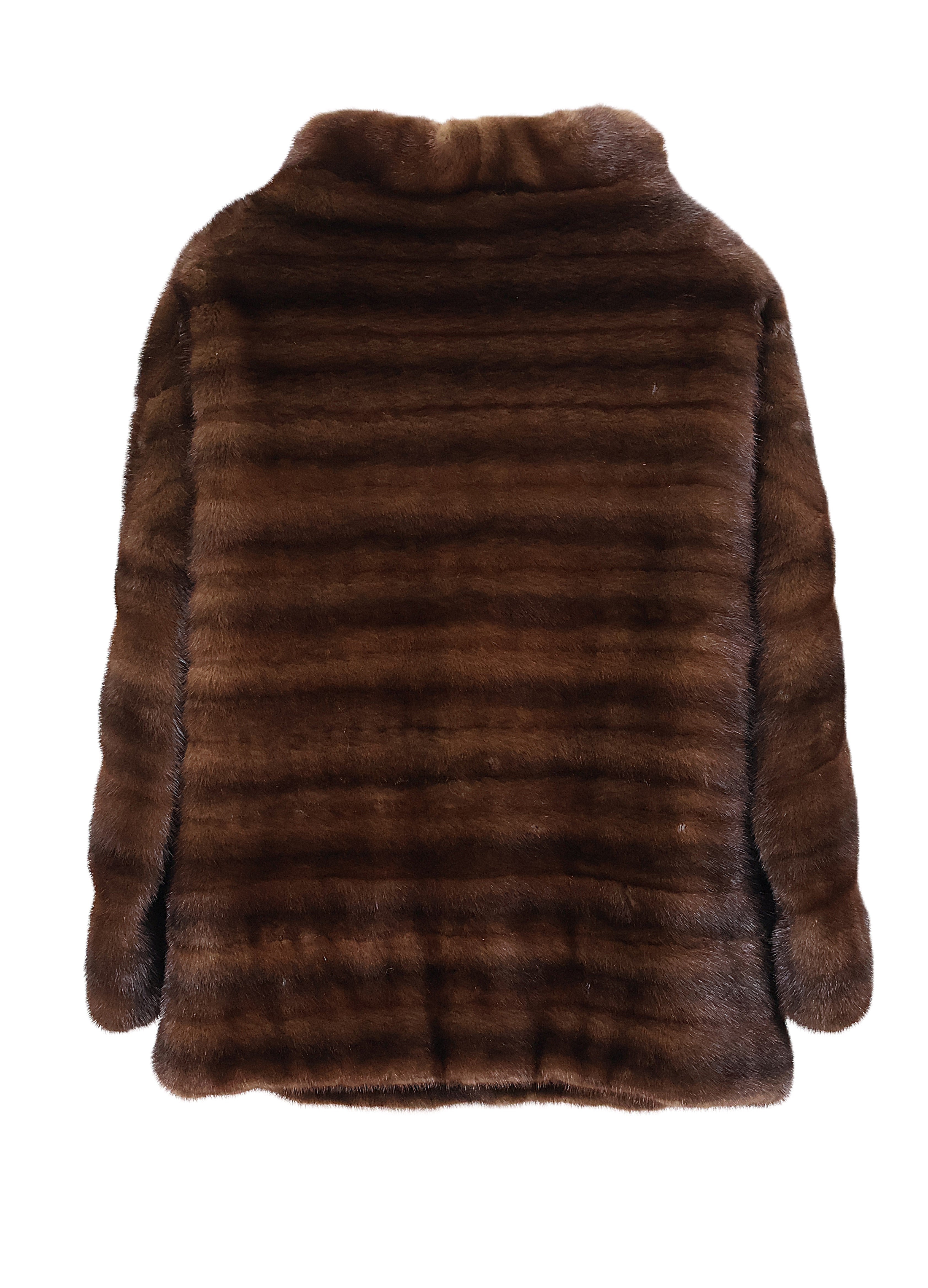 PRE-OWNED DEMI BUFF HORIZONTAL MINK PULLOVER , BOAT NECK & STRAIGHT SLEEVES