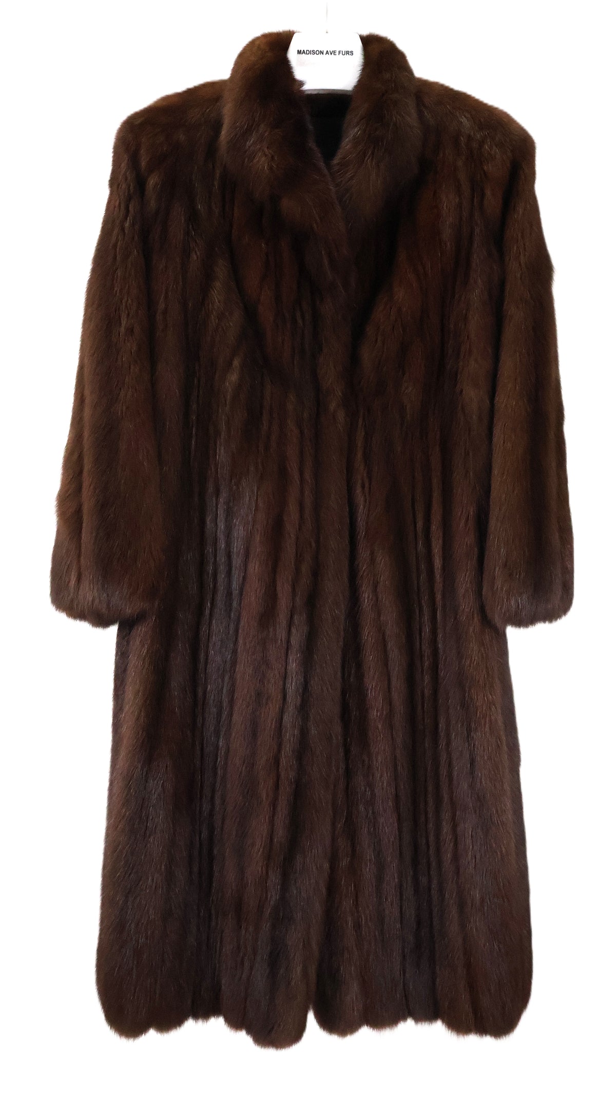 PRE-OWNED BROWN DYED SABLE W/ WING COLLAR & STRAIGHT SLEEVES
