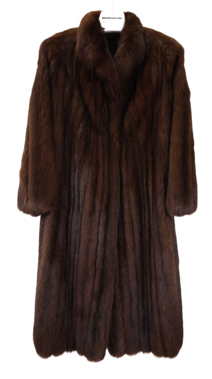PRE-OWNED BROWN DYED SABLE W/ WING COLLAR & STRAIGHT SLEEVES