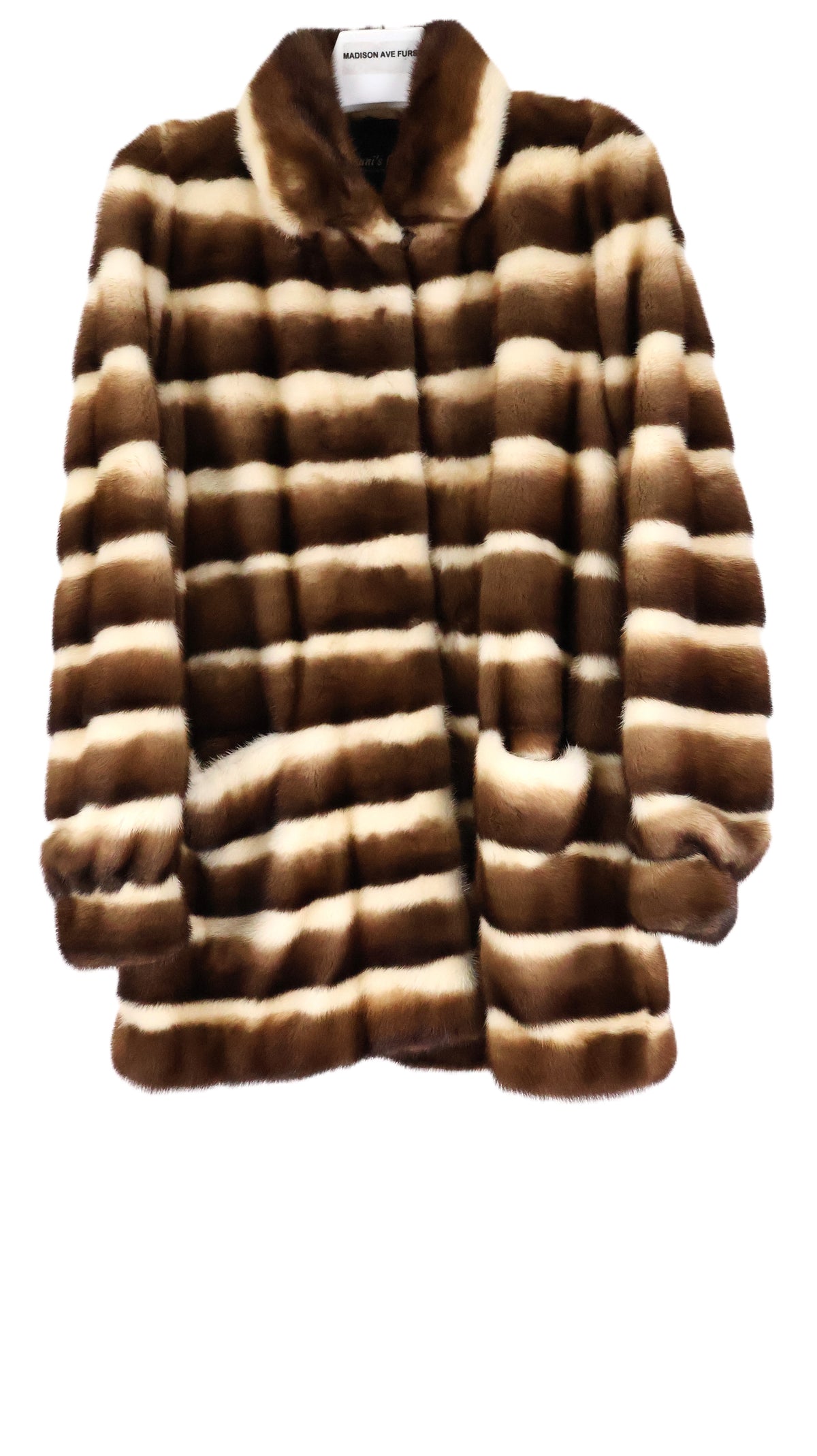 PRE-OWNED DEMI BROWN TWO-TONE HORIZONTAL MINK 3/4 JACKET W/ WING COLLAR COLLAR & CUFFS