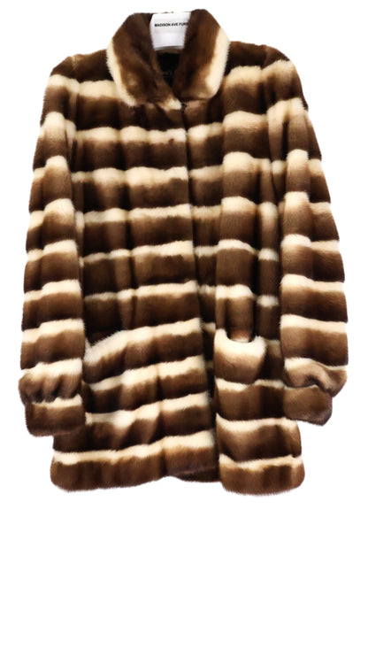 PRE-OWNED DEMI BROWN TWO-TONE HORIZONTAL MINK 3/4 JACKET W/ WING COLLAR COLLAR & CUFFS