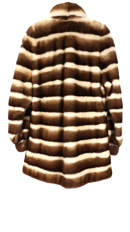 PRE-OWNED DEMI BROWN TWO-TONE HORIZONTAL MINK 3/4 JACKET W/ WING COLLAR COLLAR & CUFFS