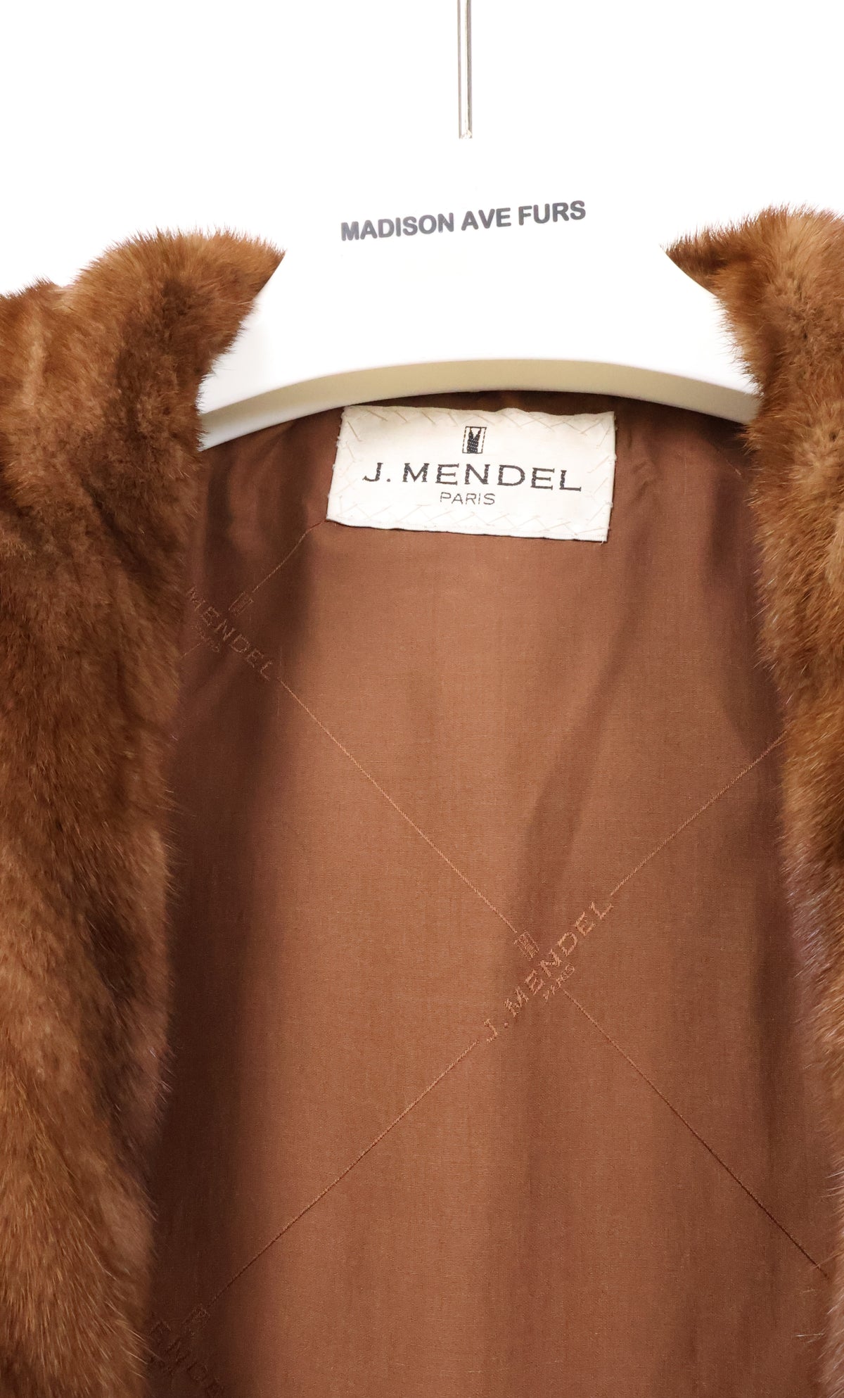 PRE-OWNED J. MENDEL LODEN GREEN CASHMERE STROLLER W/ WILD TYPE MINK OVERSIZED CAPE COLLAR/TUXEDO & TURN BACK CUFFS