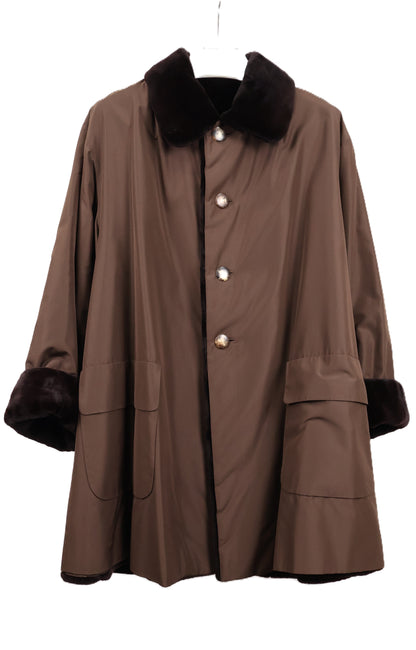 PRE-OWNED J.MENDEL MATARA DYED SHEARED MINK REVERSIBLE TO TAFFETA W/ WING COLLAR & TURN BACK CUFFS